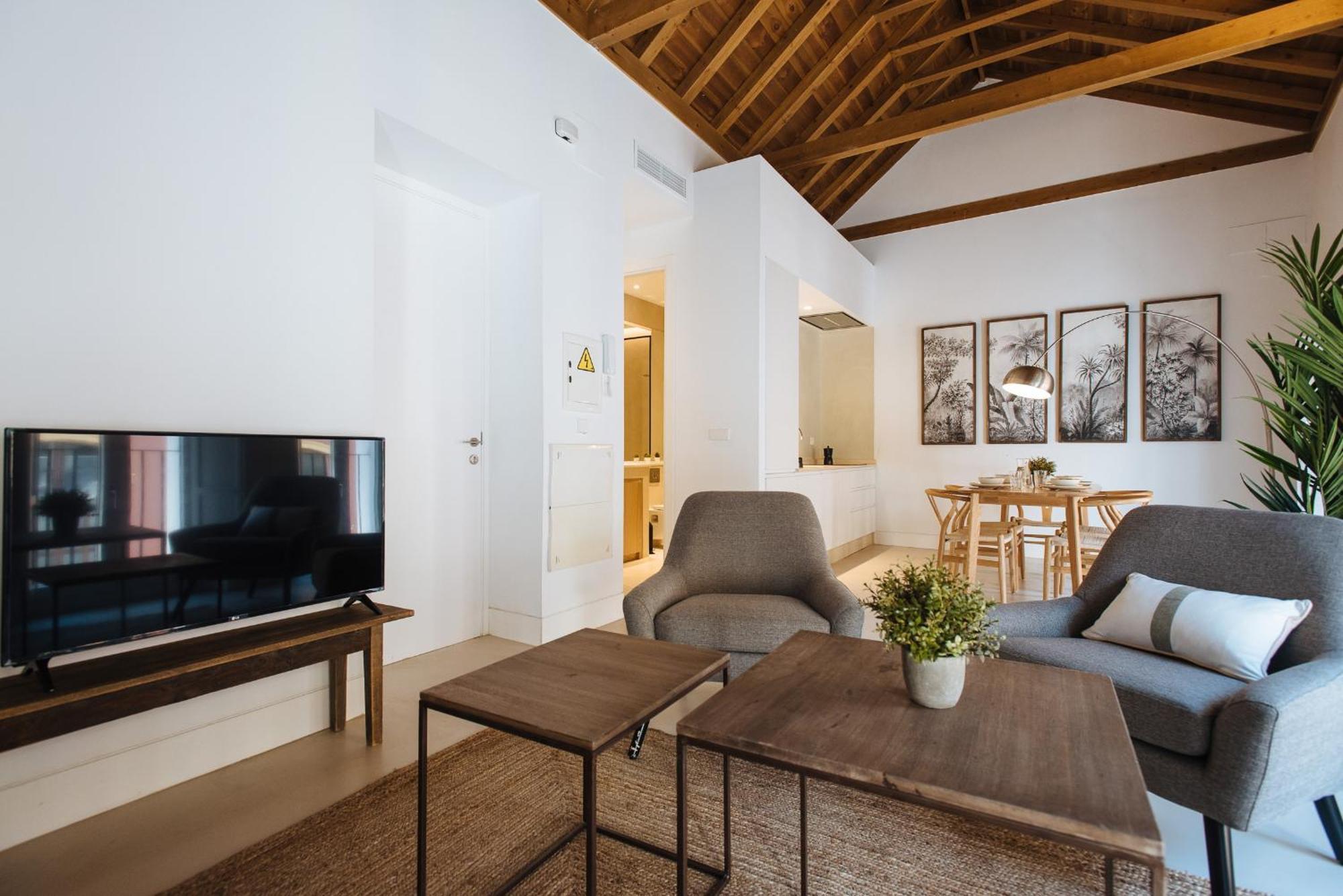Eva Recommends Castellar Pool & Terrace *