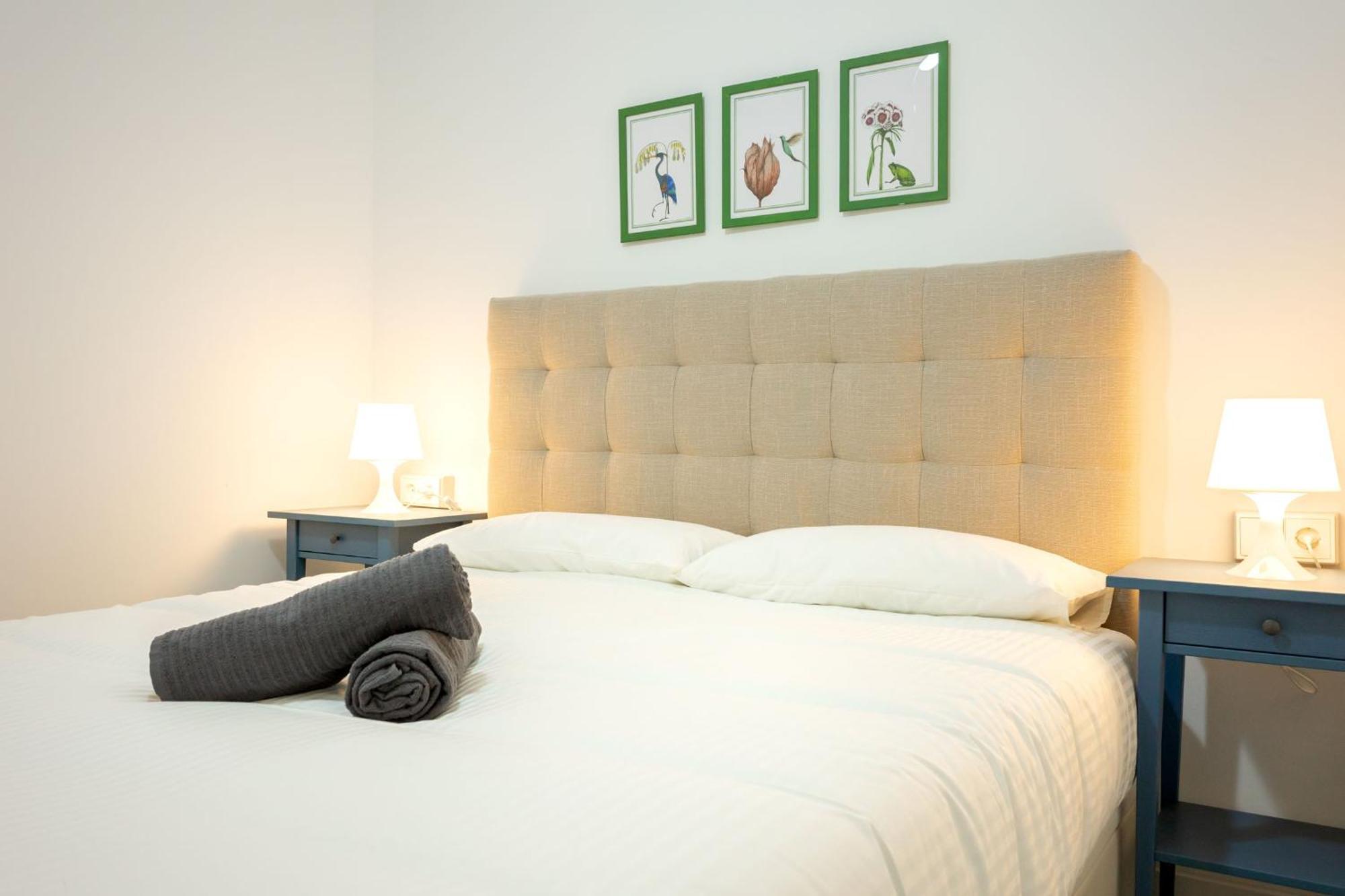 Charming 2 Bedroom Apartment By Torre Del Oro By Ocityzen *