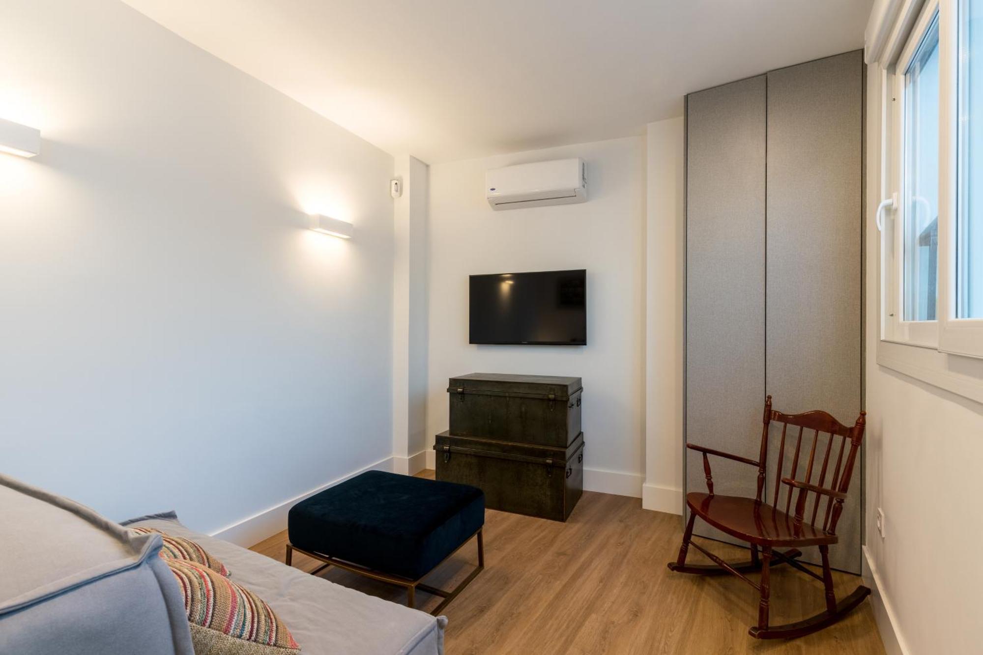 Duplex De Lujo Junto A La Catedral Terraza Privada Con Vistas A La Giralda Apartamento *