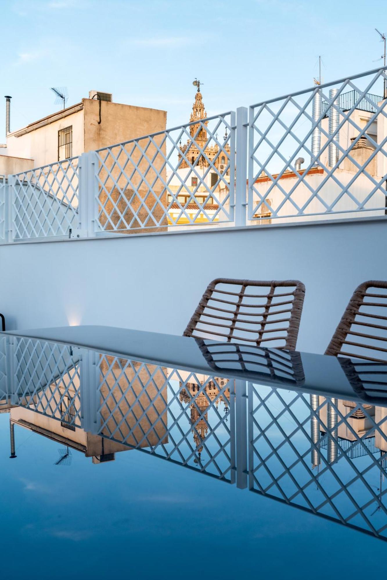 Duplex De Lujo Junto A La Catedral Terraza Privada Con Vistas A La Giralda * Sevilla