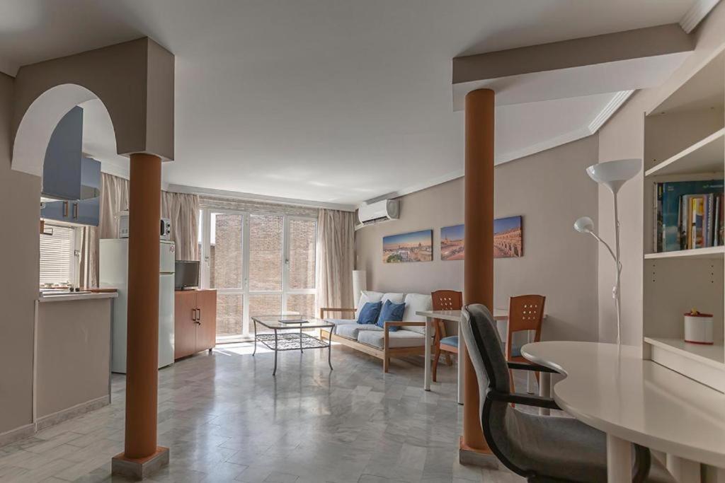 Luminosity Square Studio. Francos 14 Apartment *