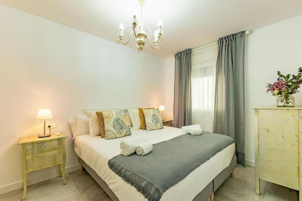 Apartamento Cardenal Cervantes Deluxe By Valcambre Sevilla