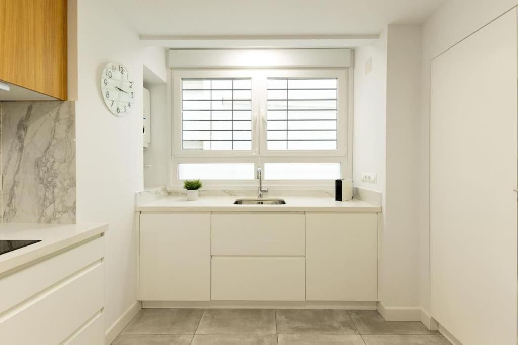 Cardenal Cervantes Deluxe By Valcambre Apartamento Sevilla
