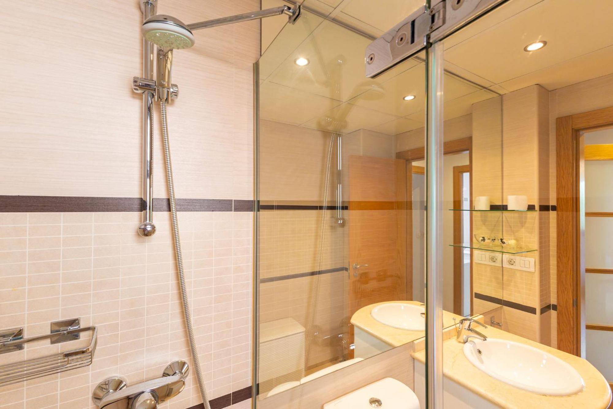 Apartamento Con Piscina - La Palmera Apartamento