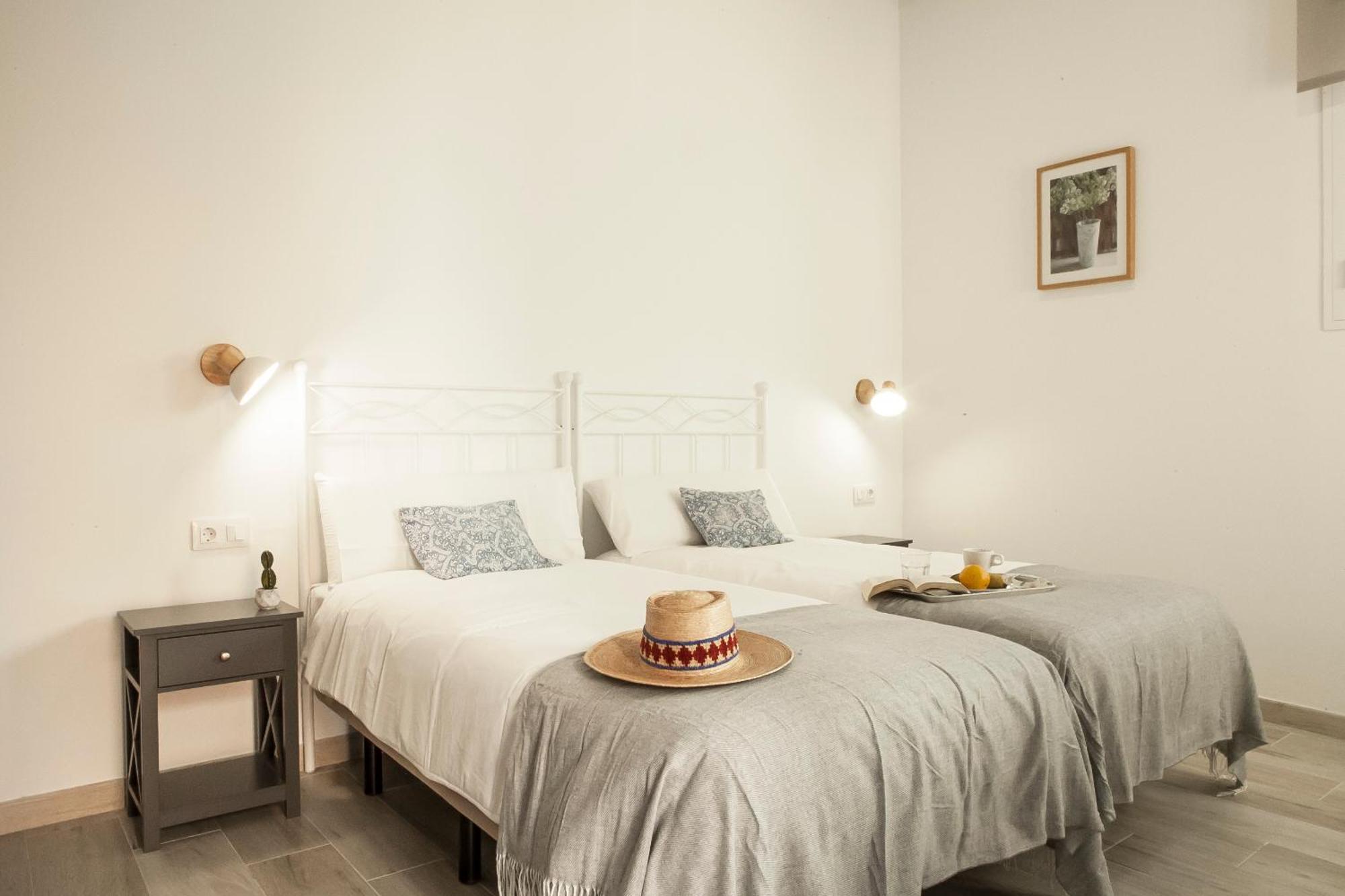 Rg Hospital Valme Apartamento