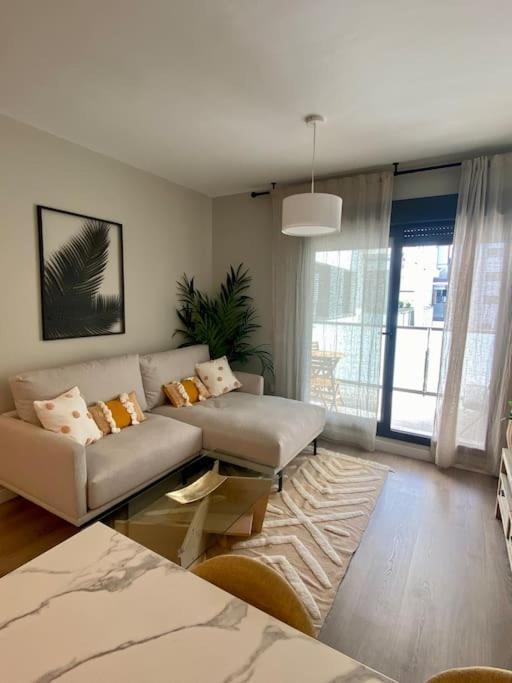 Nuevo Moderno De Lujo Apartment