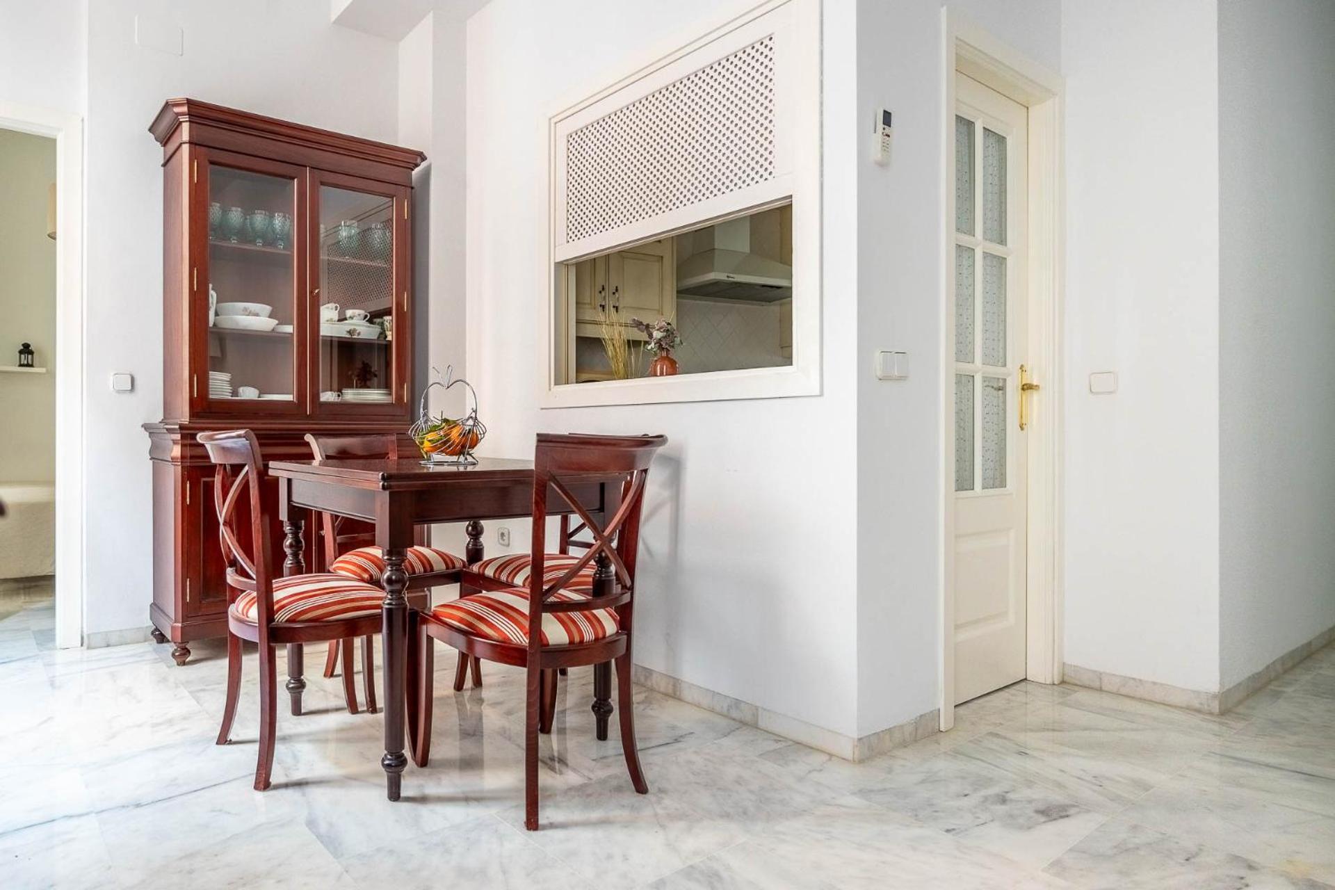 Chicarrero Vacacional Seville