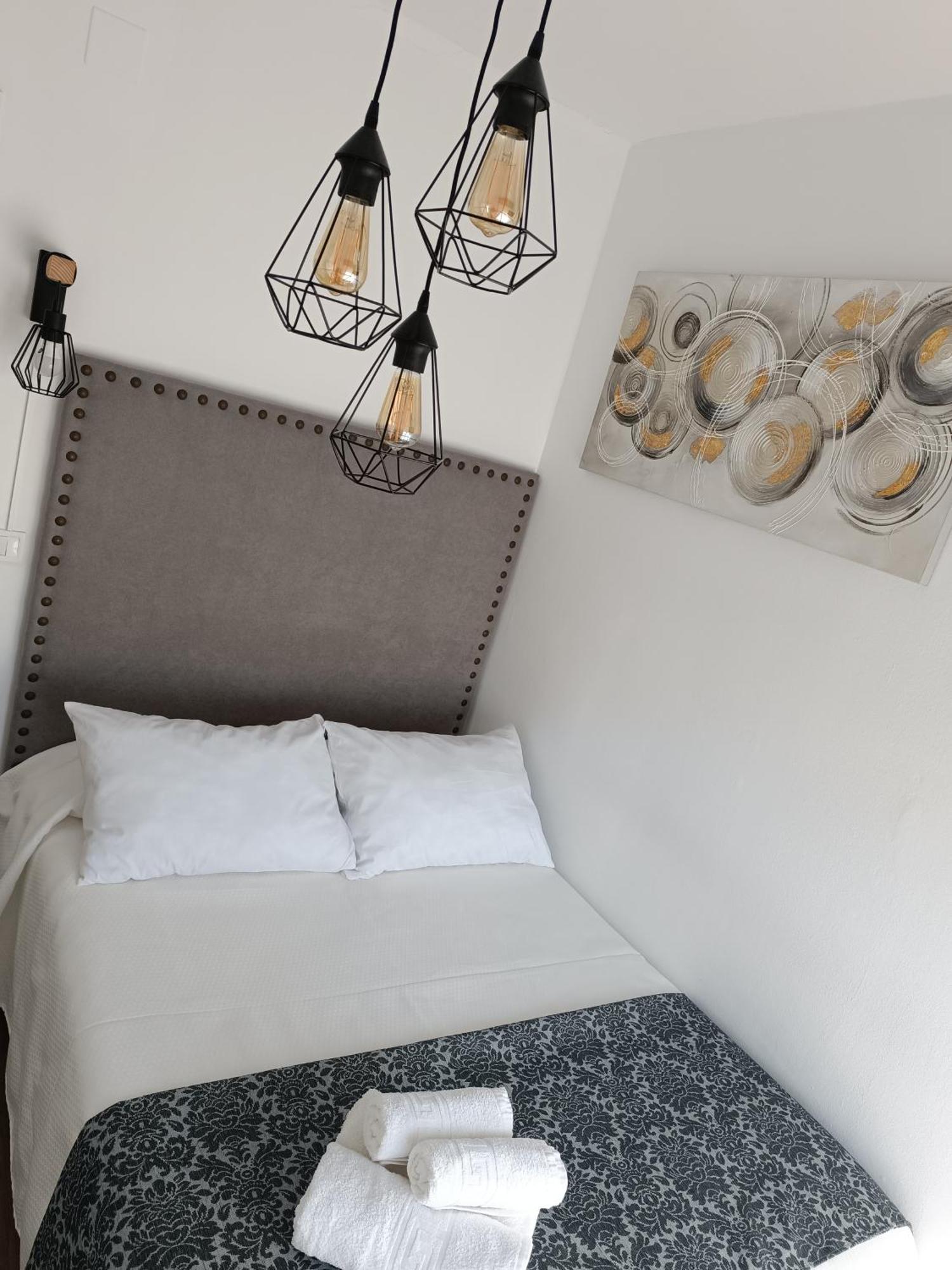 Casa Blanca Homestay Seville