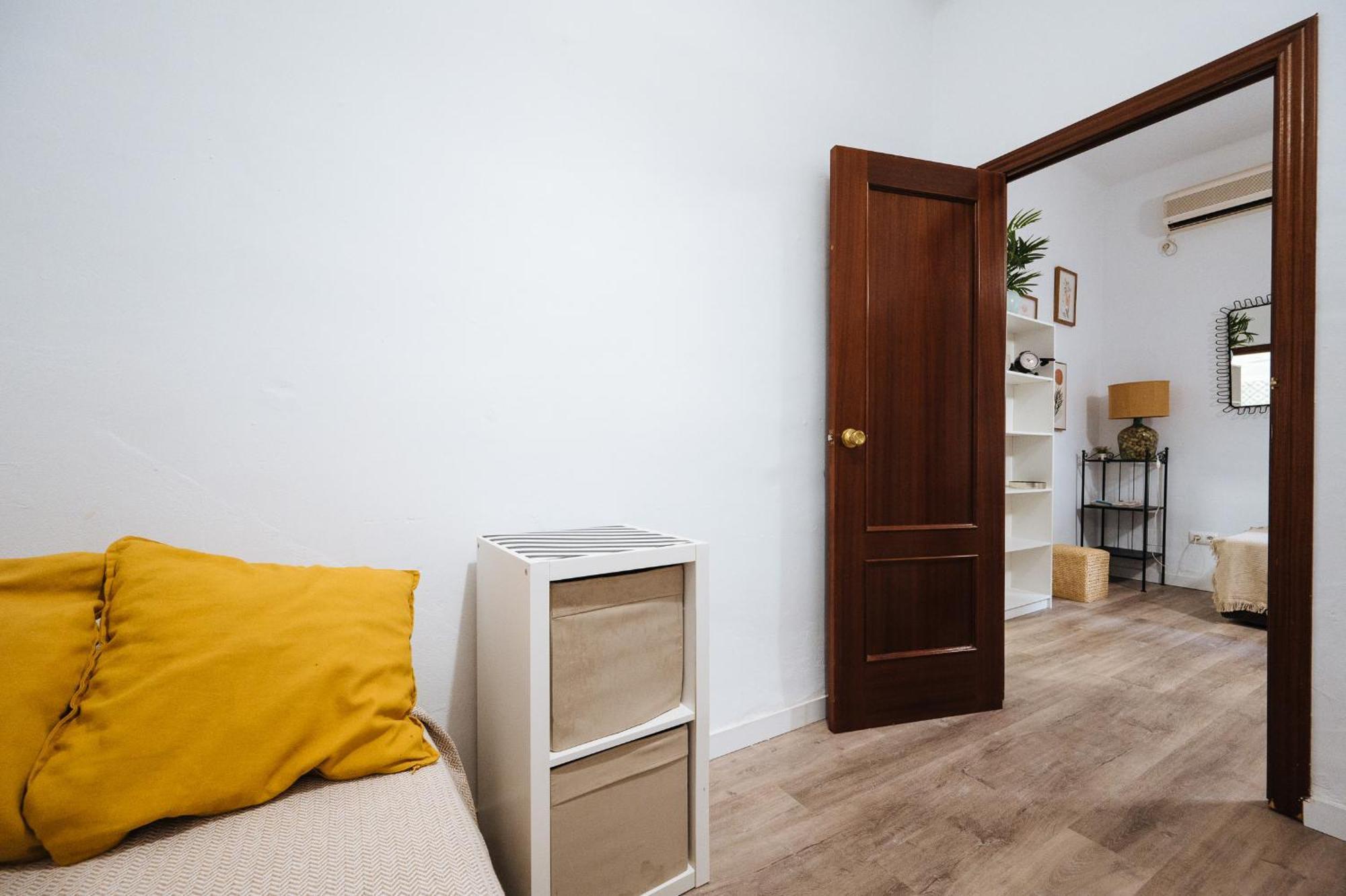 Apartamento Torrijiano Apartment *