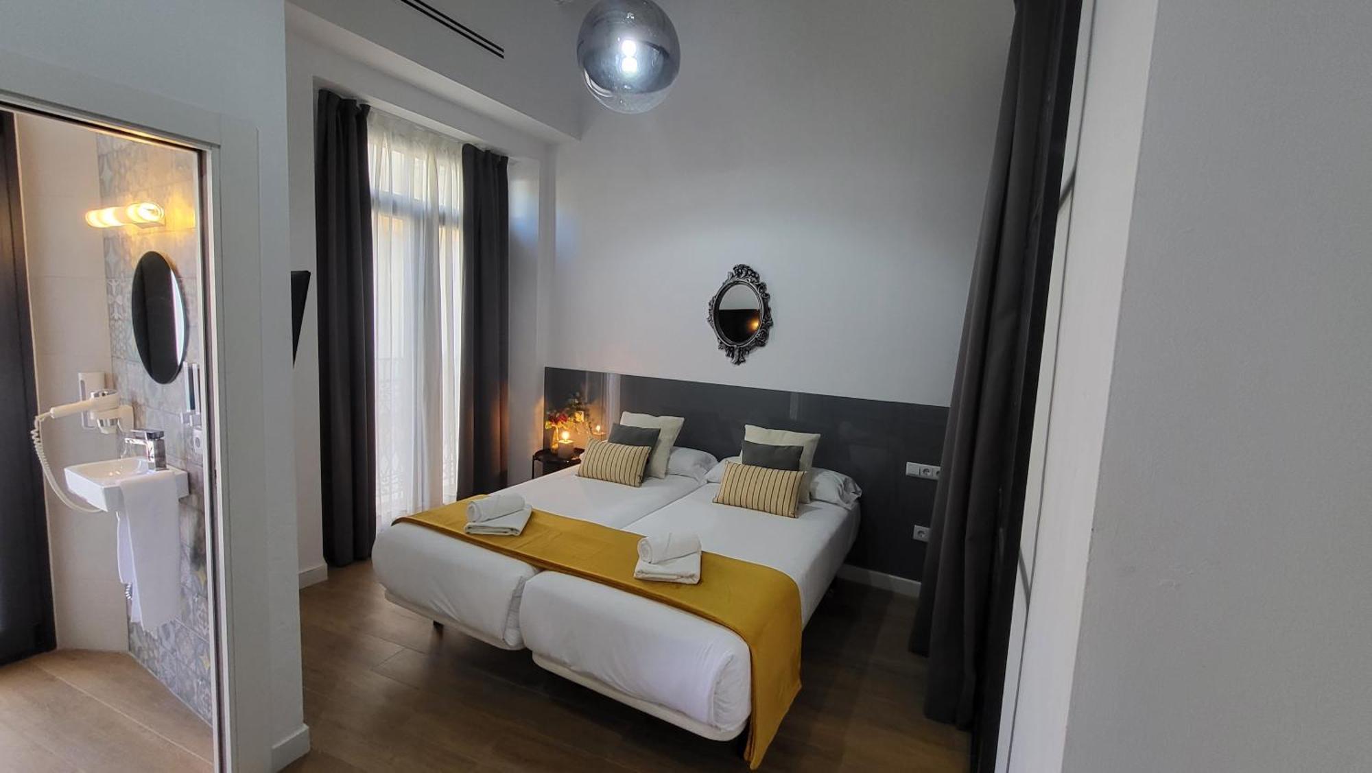 Rentalsevilla Cardenal Cervantes Apartamento *