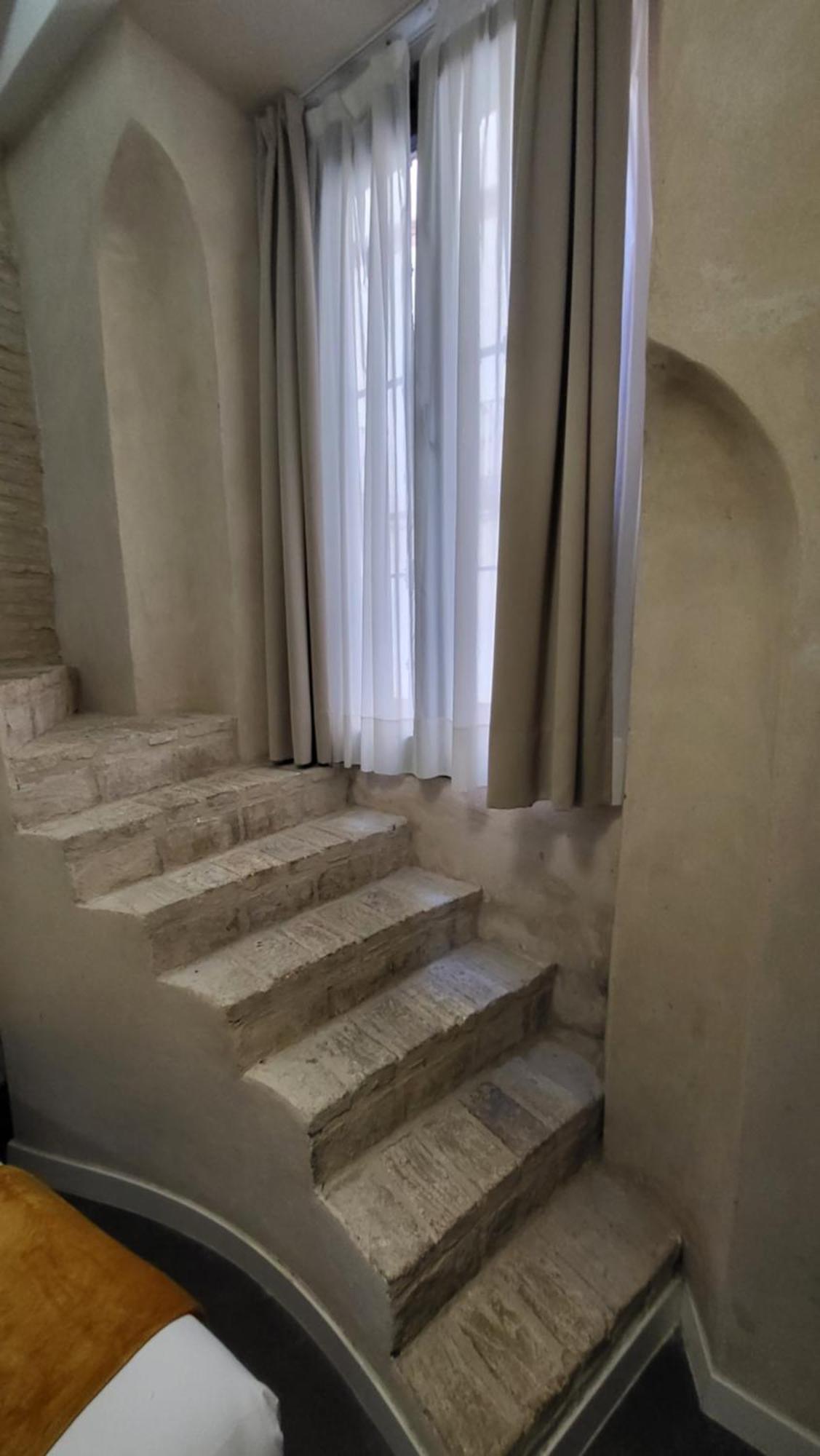 Rentalsevilla Cardenal Cervantes Sevilla