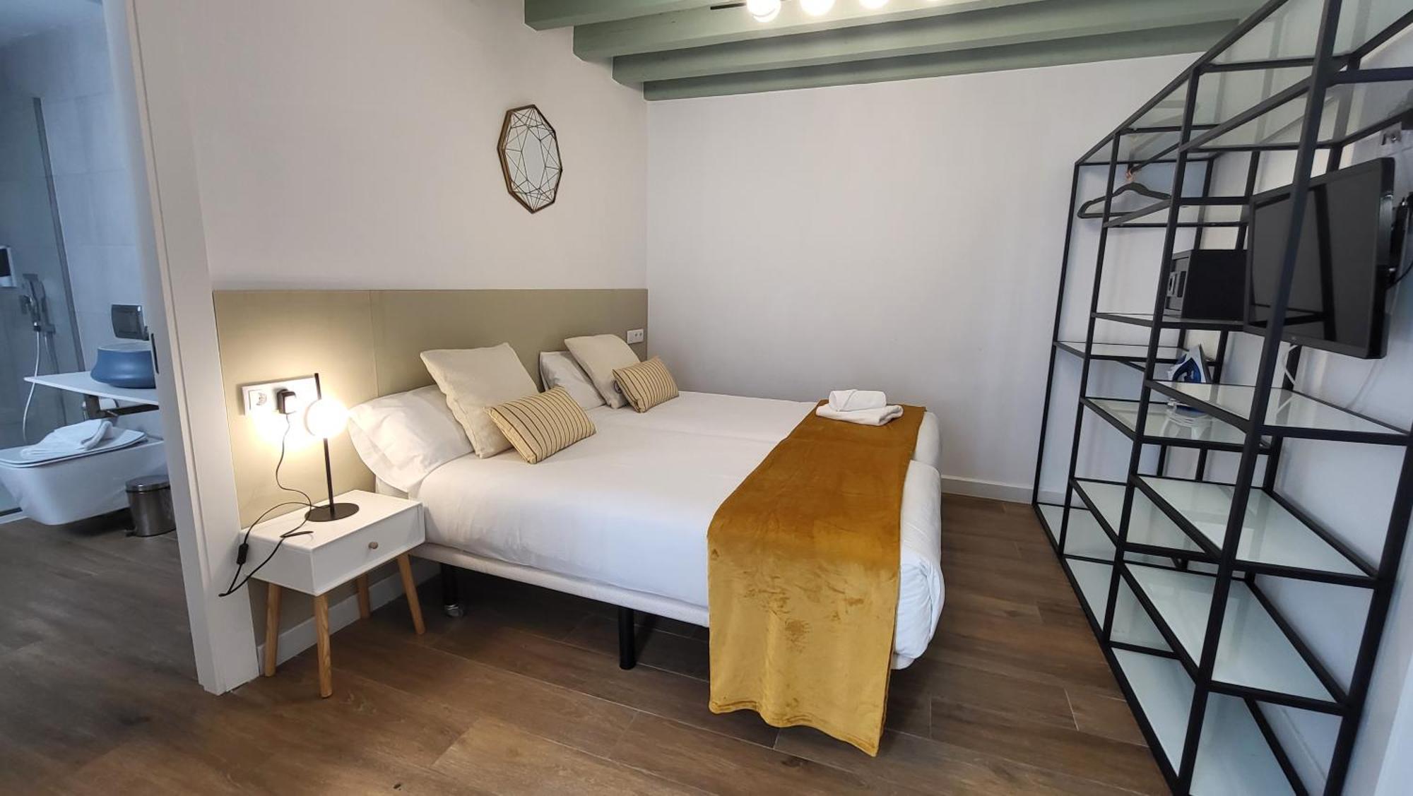 Rentalsevilla Cardenal Cervantes Sevilla