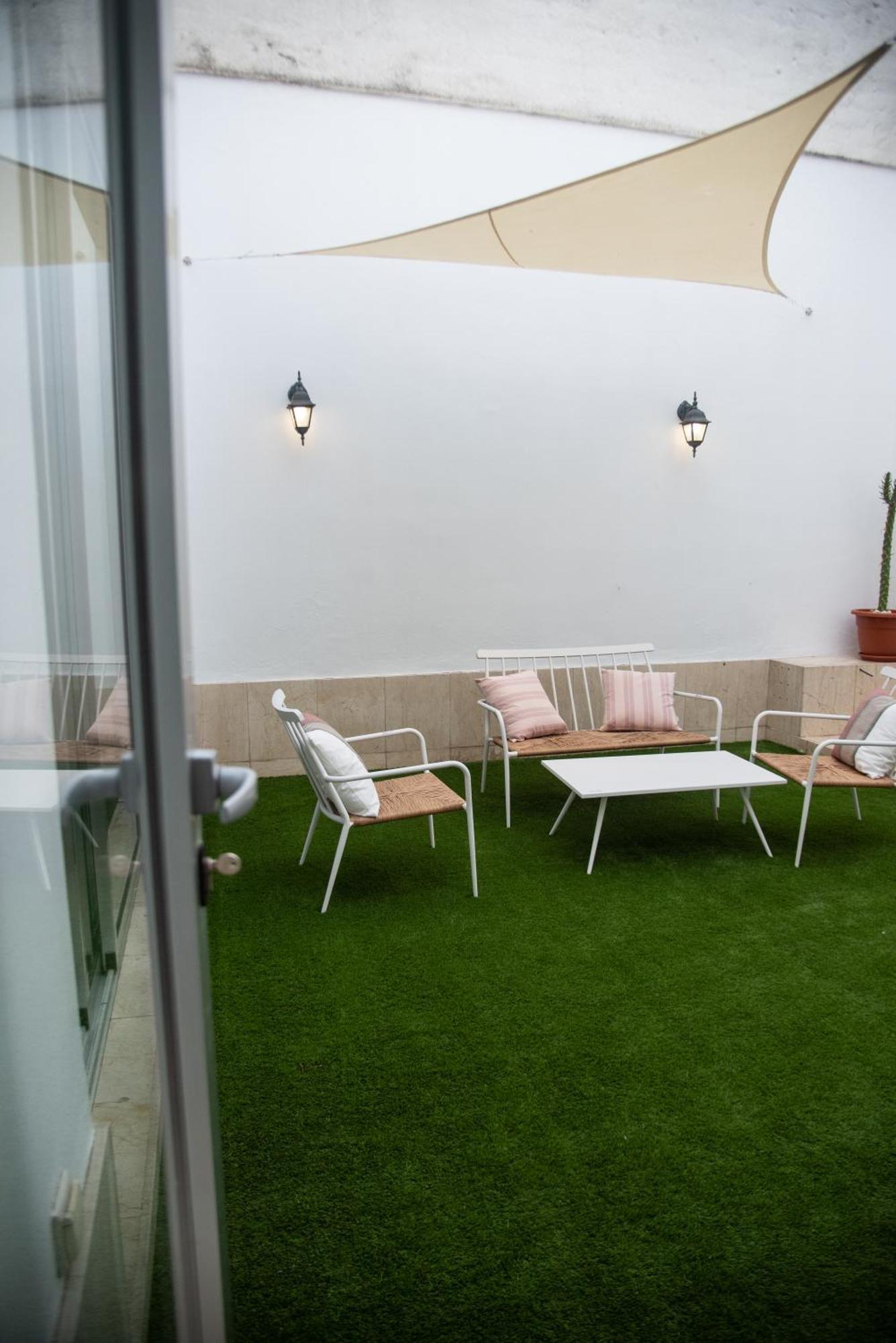 Tentudia Charming With Private Roof-top Or Patio In San Bernardo By Ocityzen Apartamento Sevilla