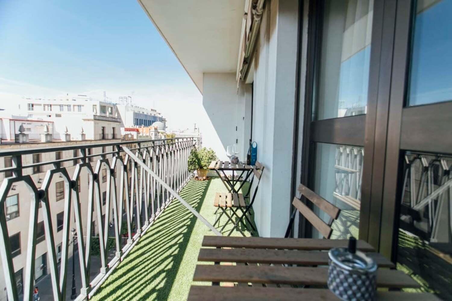 Apartment Wide And Bright- 3bd 2bth- Arenal *
