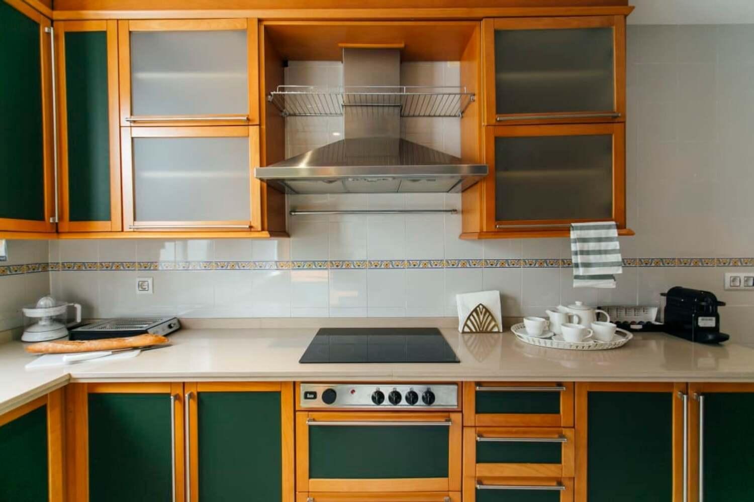 Wide And Bright- 3bd 2bth- Arenal Apartment Seville