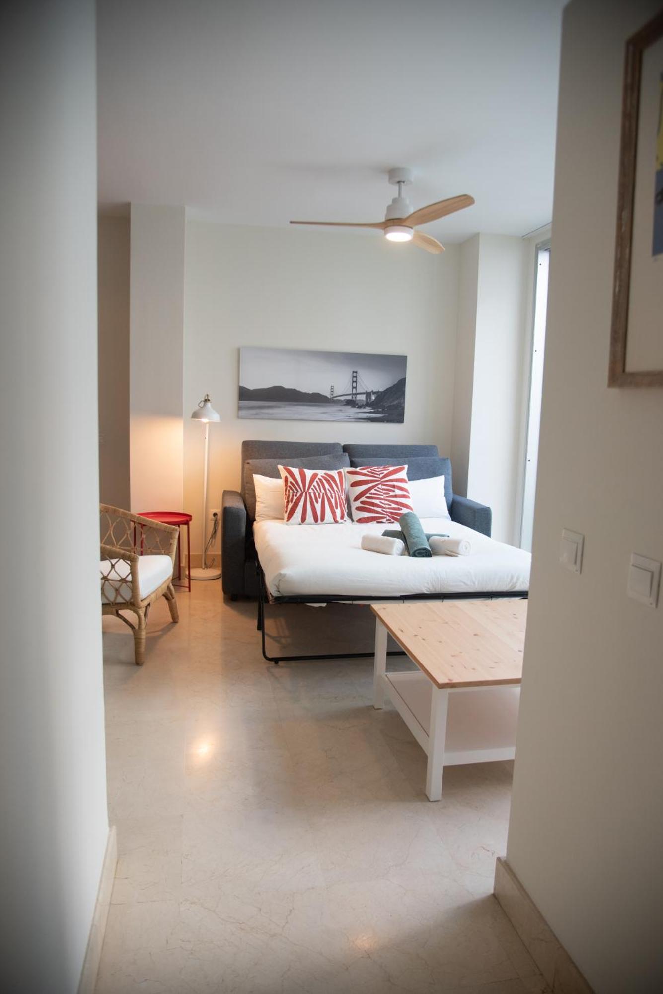 Tentudia Charming With Private Roof-top Or Patio In San Bernardo By Ocityzen Sevilla