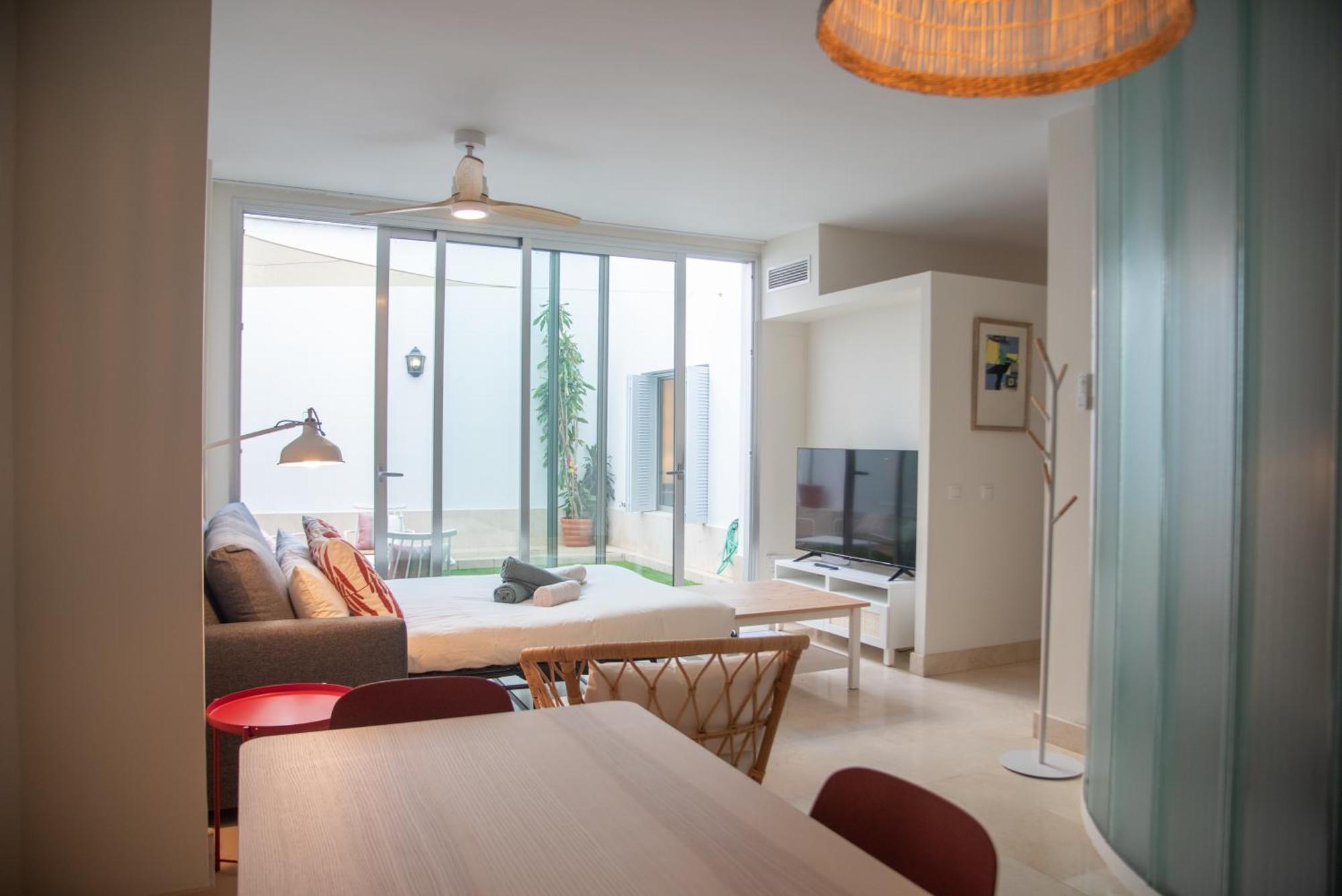 Apartamento Tentudia Charming With Private Roof-top Or Patio In San Bernardo By Ocityzen Sevilla