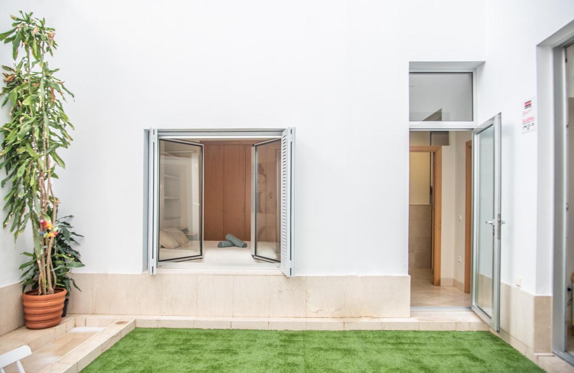 Tentudia Charming With Private Roof-top Or Patio In San Bernardo By Ocityzen