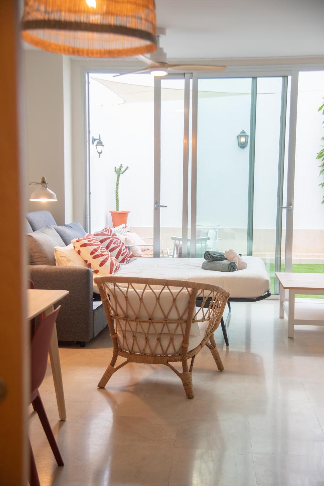Apartamento Tentudia Charming With Private Roof-top Or Patio In San Bernardo By Ocityzen Sevilla