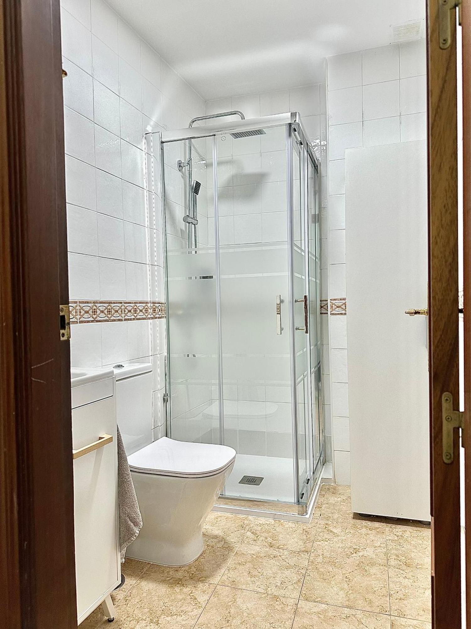 Apartamento Acogedor Y Moderno En Pleno Centro De Con Parking Gratis