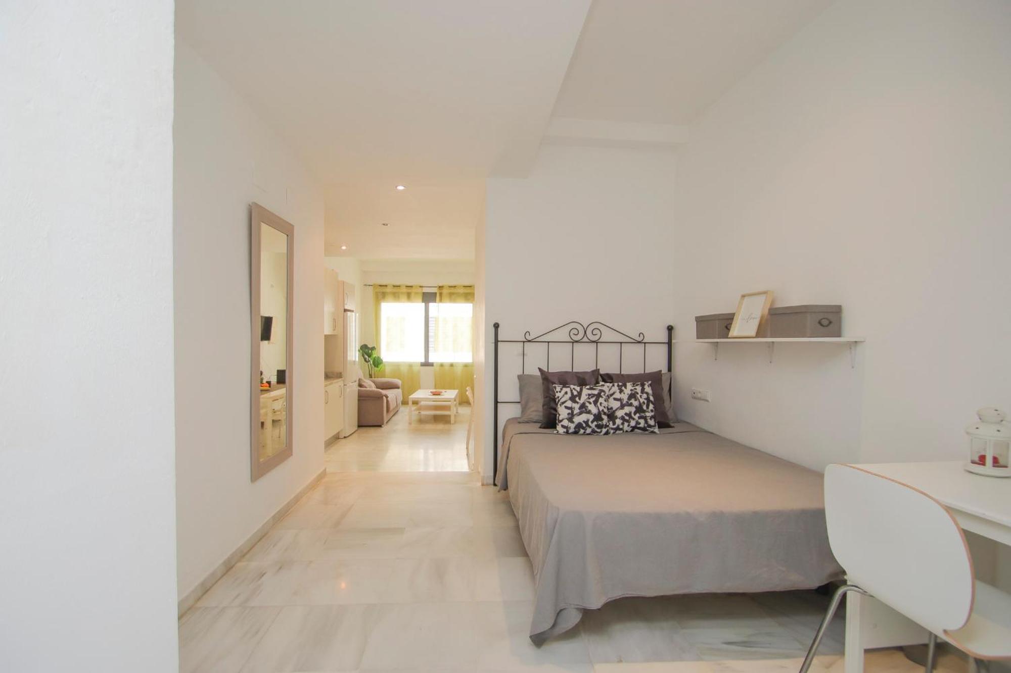 Lovely In The Center - 15m Walk Giralda Apartment