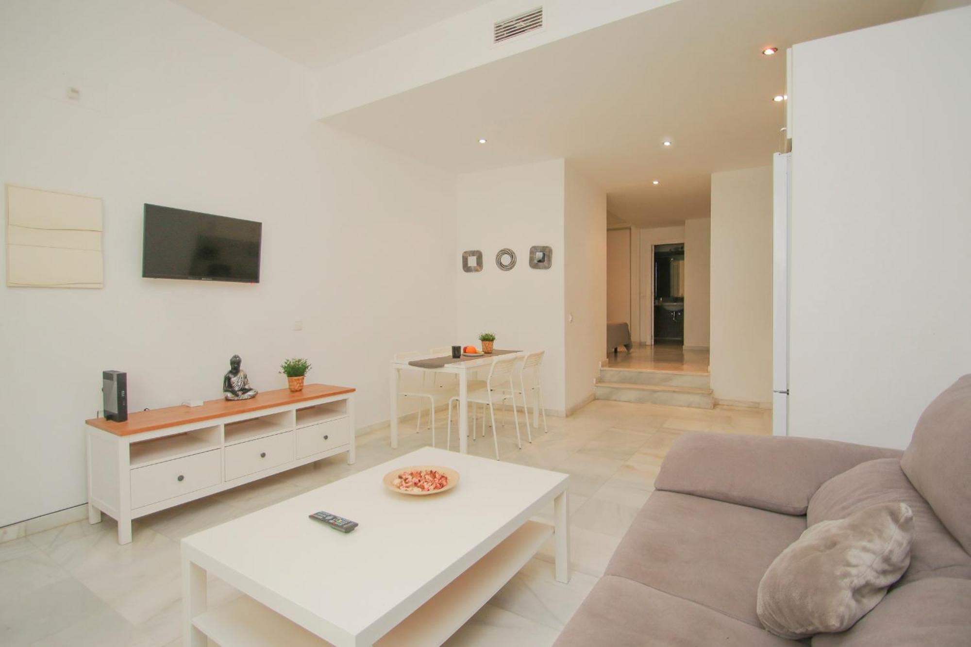Apartment Lovely In The Center - 15m Walk Giralda Seville