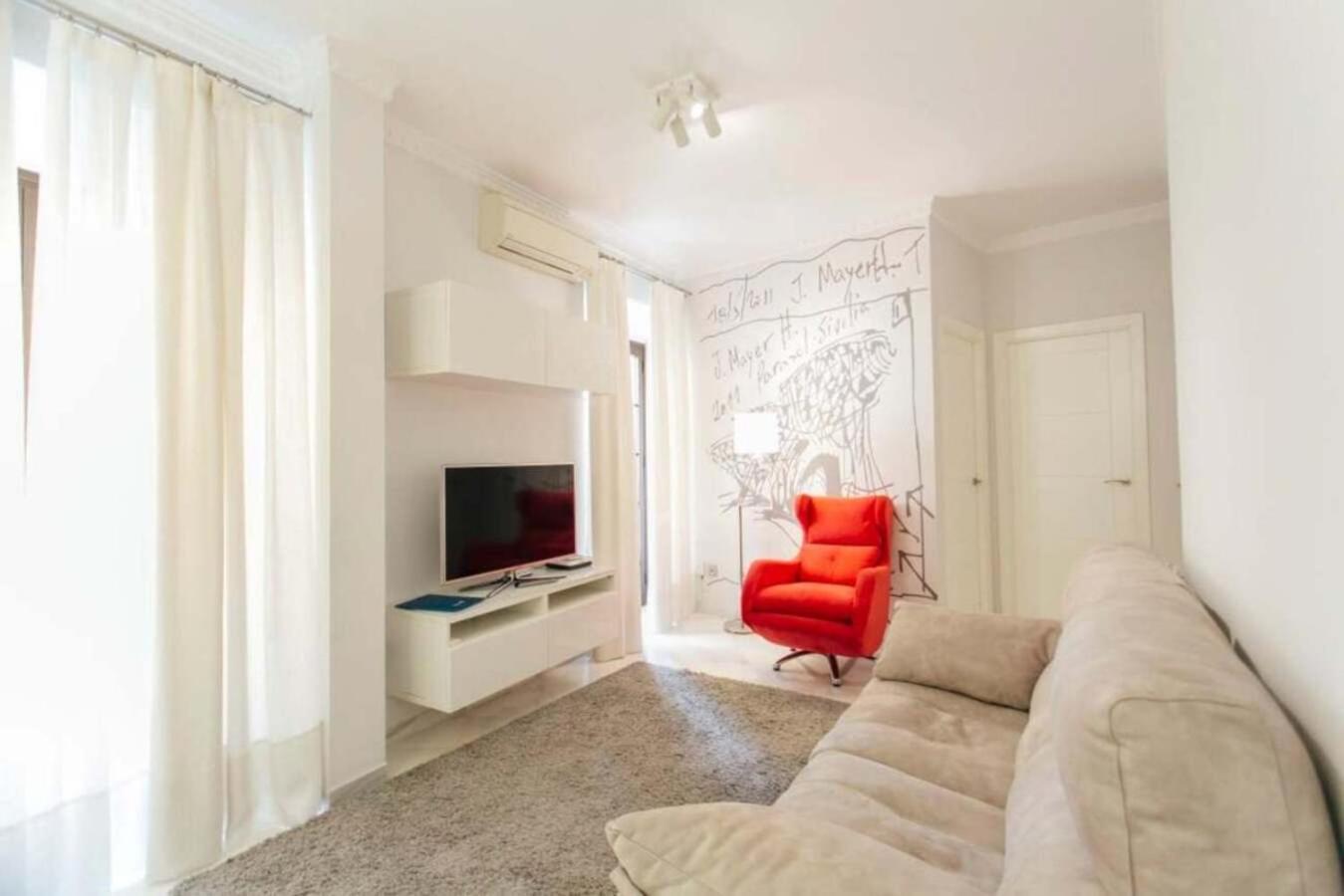 Minimalism And Modern- 2bd 1bth- Setas Apartment Seville