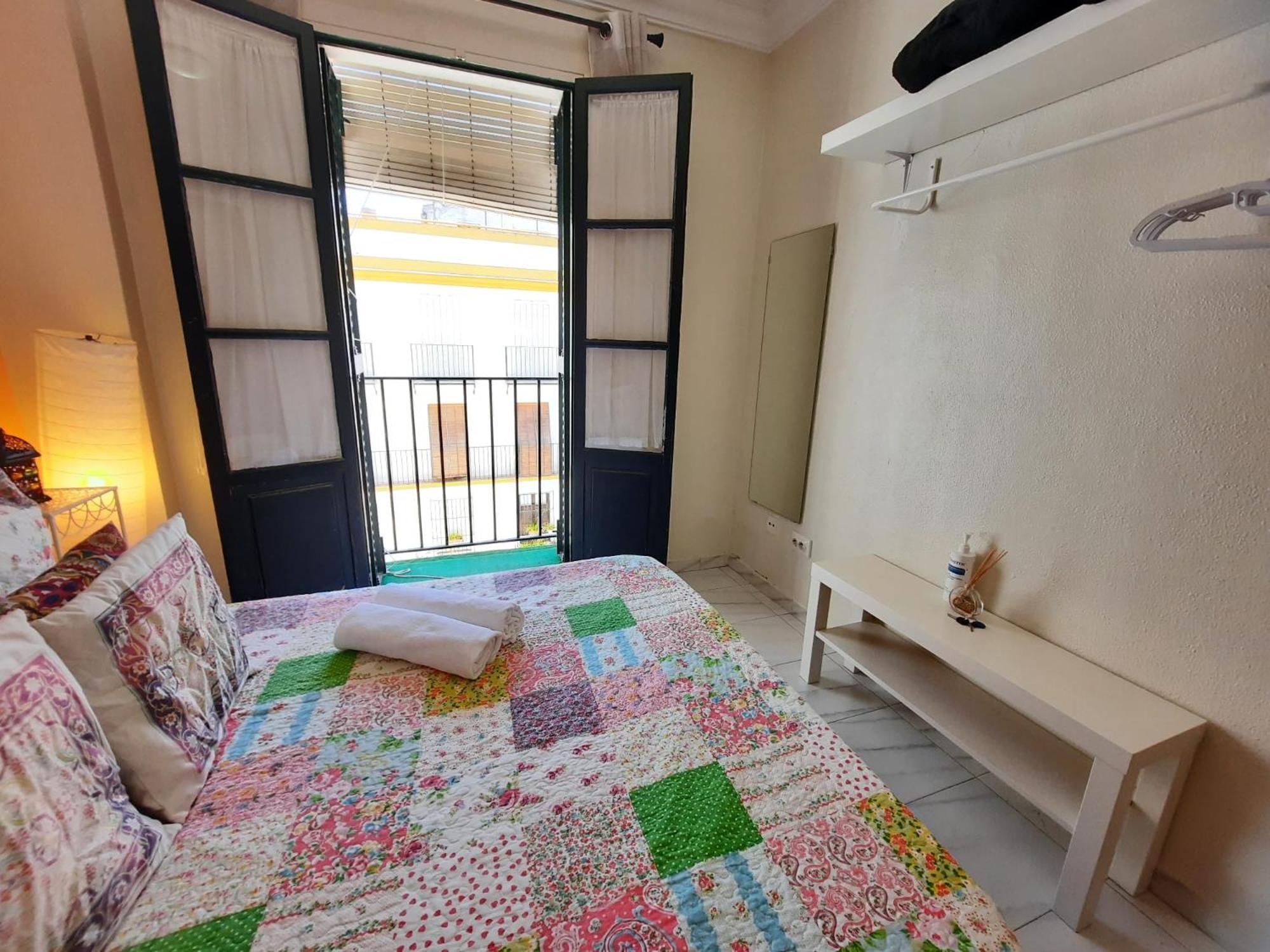 Budget And Cute With Balcony Center Seville