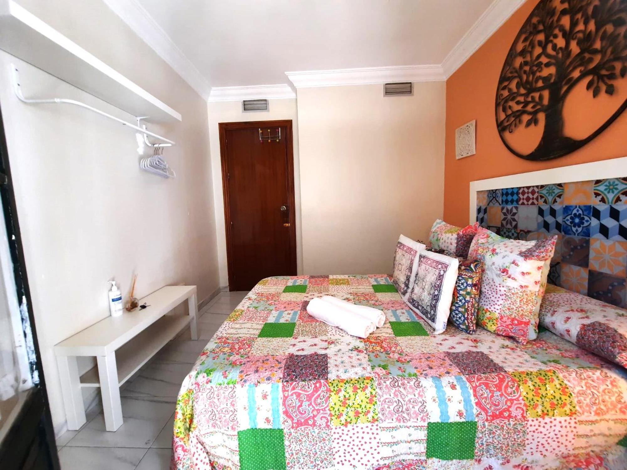 Apartment Budget And Cute With Balcony Center