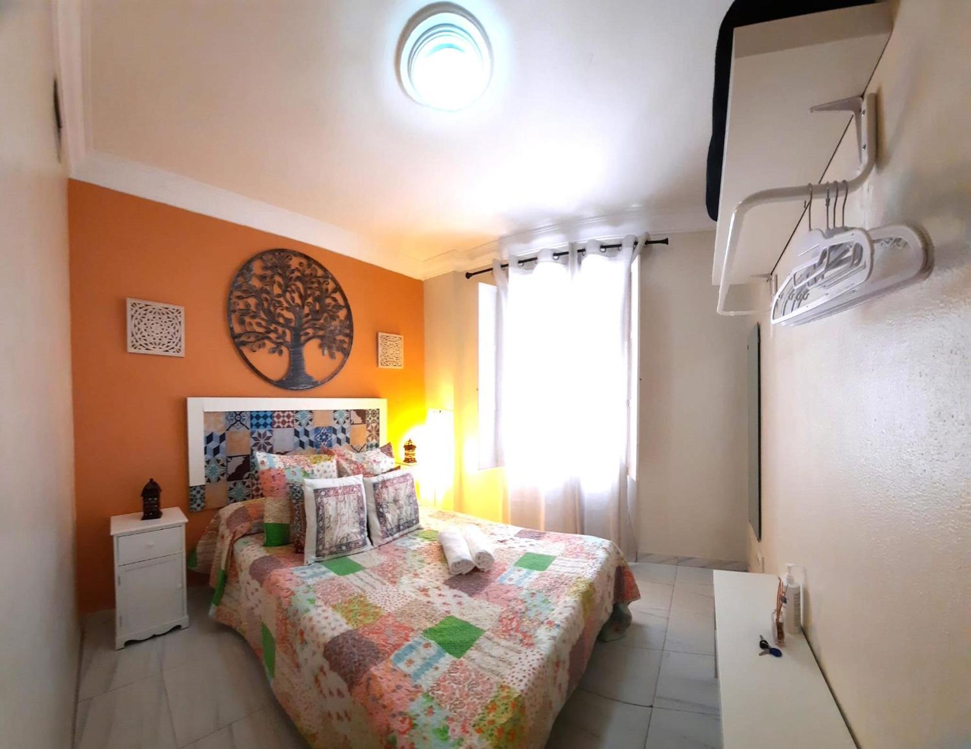 Budget And Cute With Balcony Center Seville