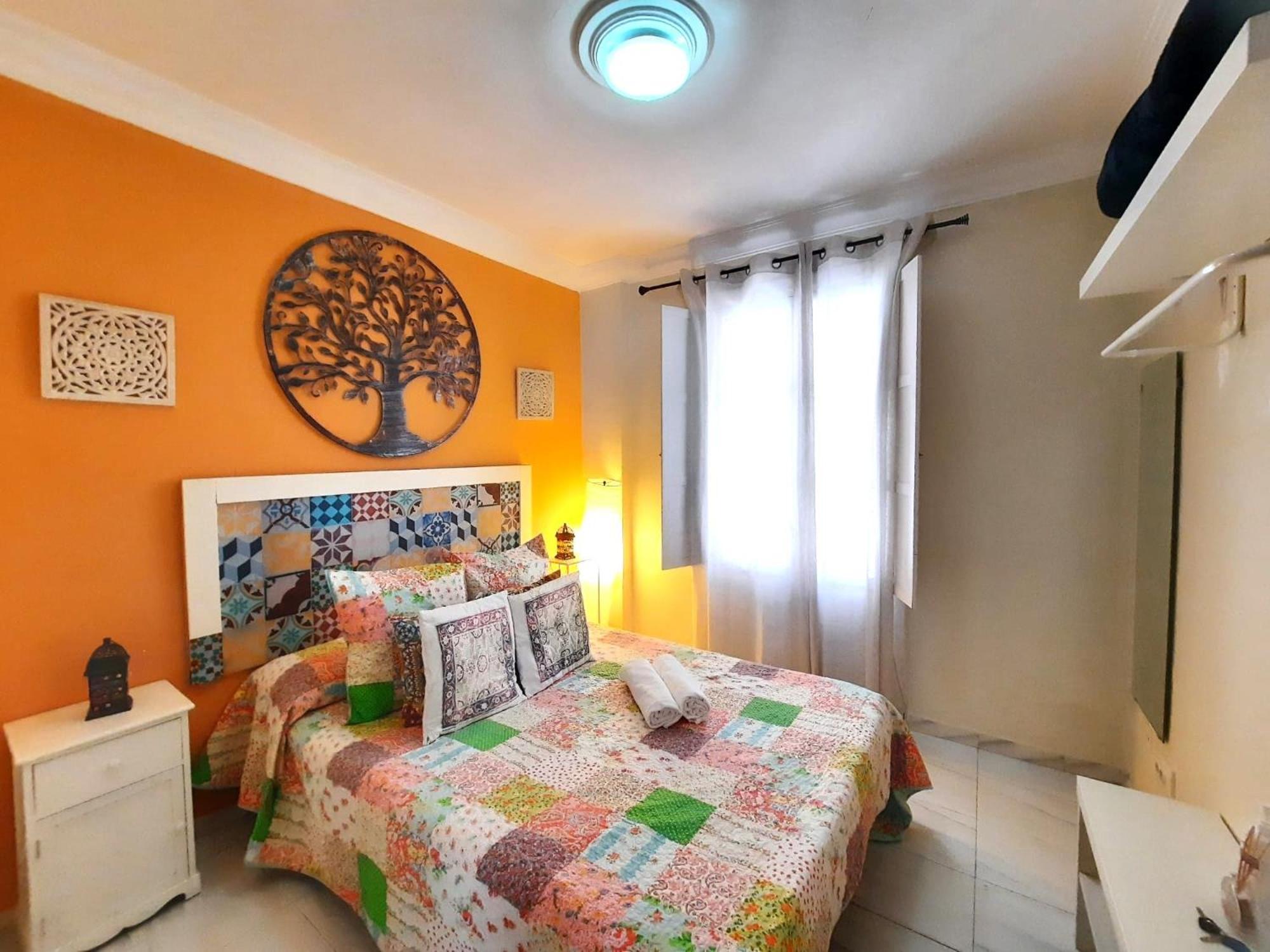 Apartment Budget And Cute With Balcony Center *
