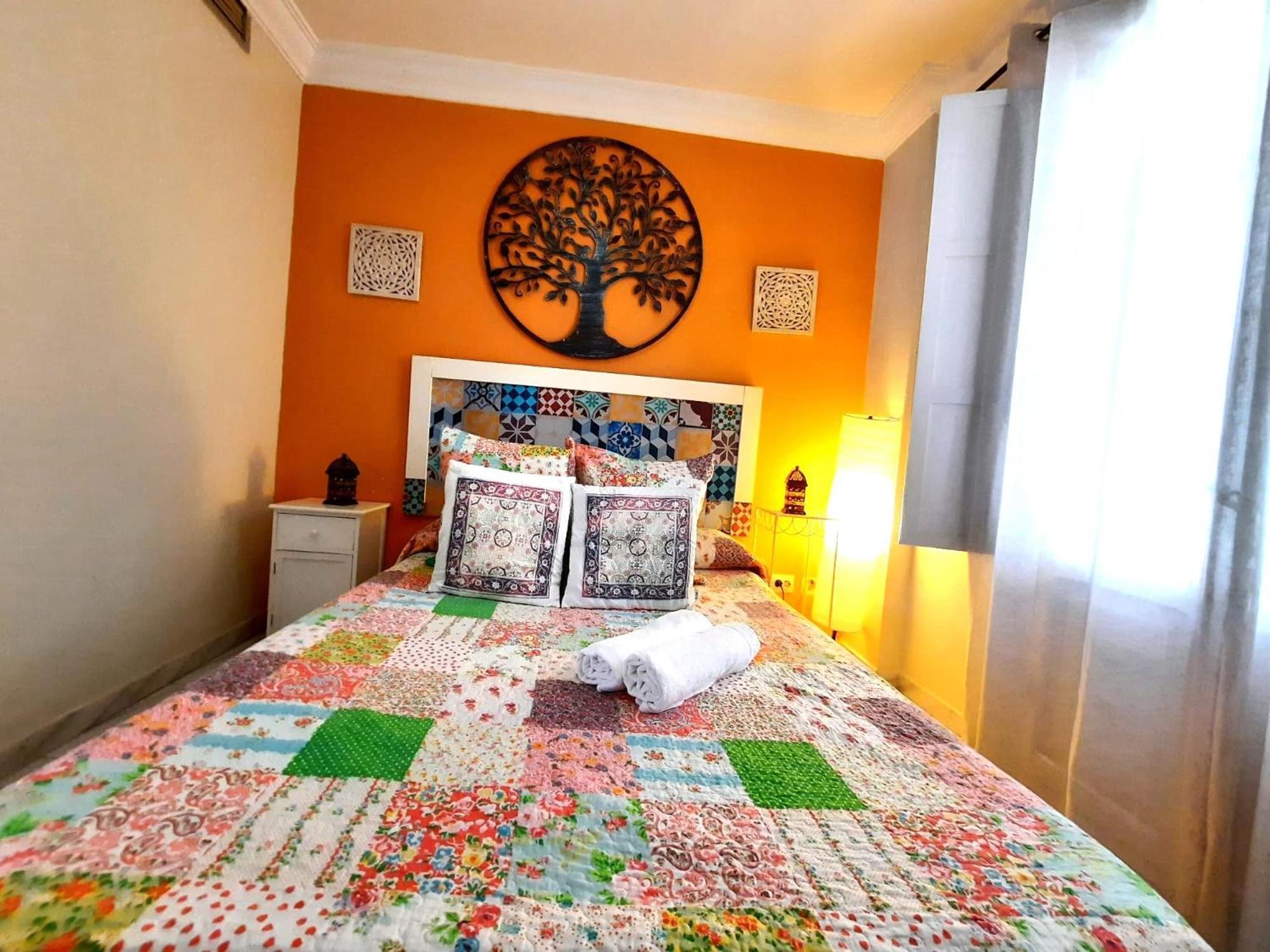 Apartment Budget And Cute With Balcony Center
