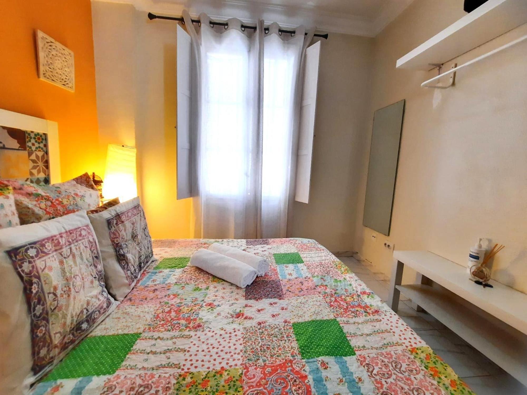 Budget And Cute With Balcony Center Seville