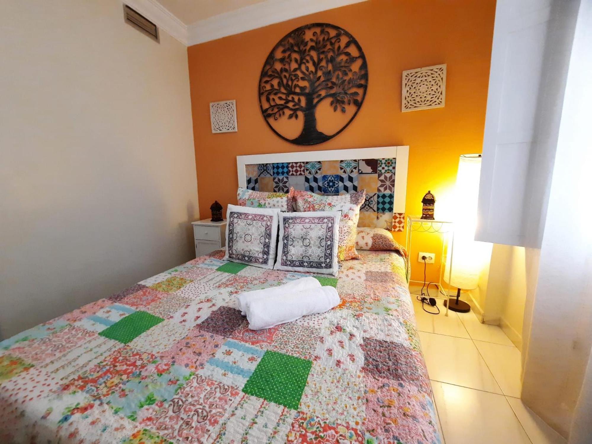 Apartment Budget And Cute With Balcony Center