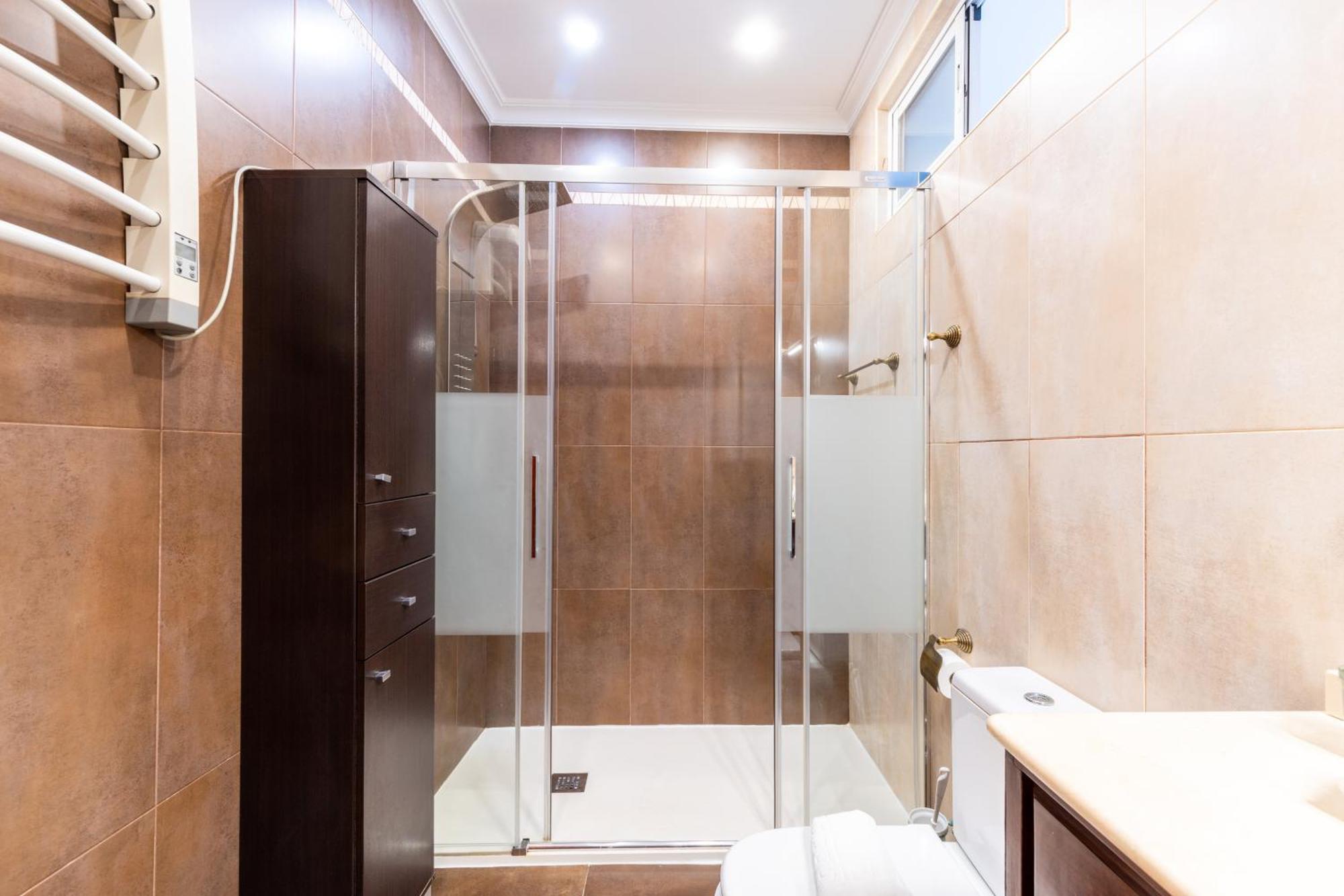 Apartment Aoa Gardens Family House Seville
