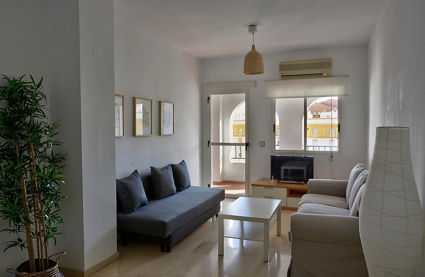 Luxury In With Pool Sevilla