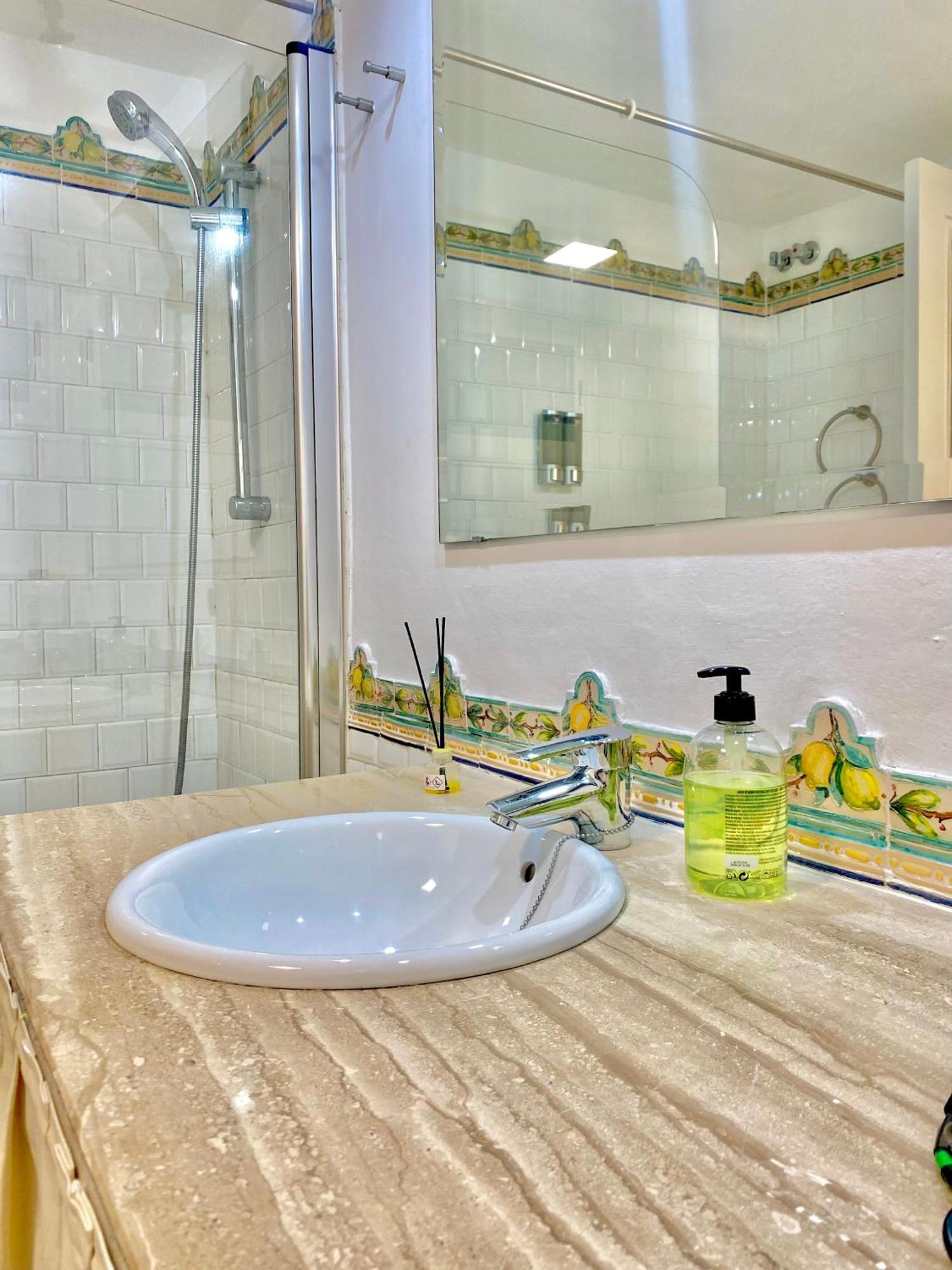 Apartment Rentalsevilla Tintes *