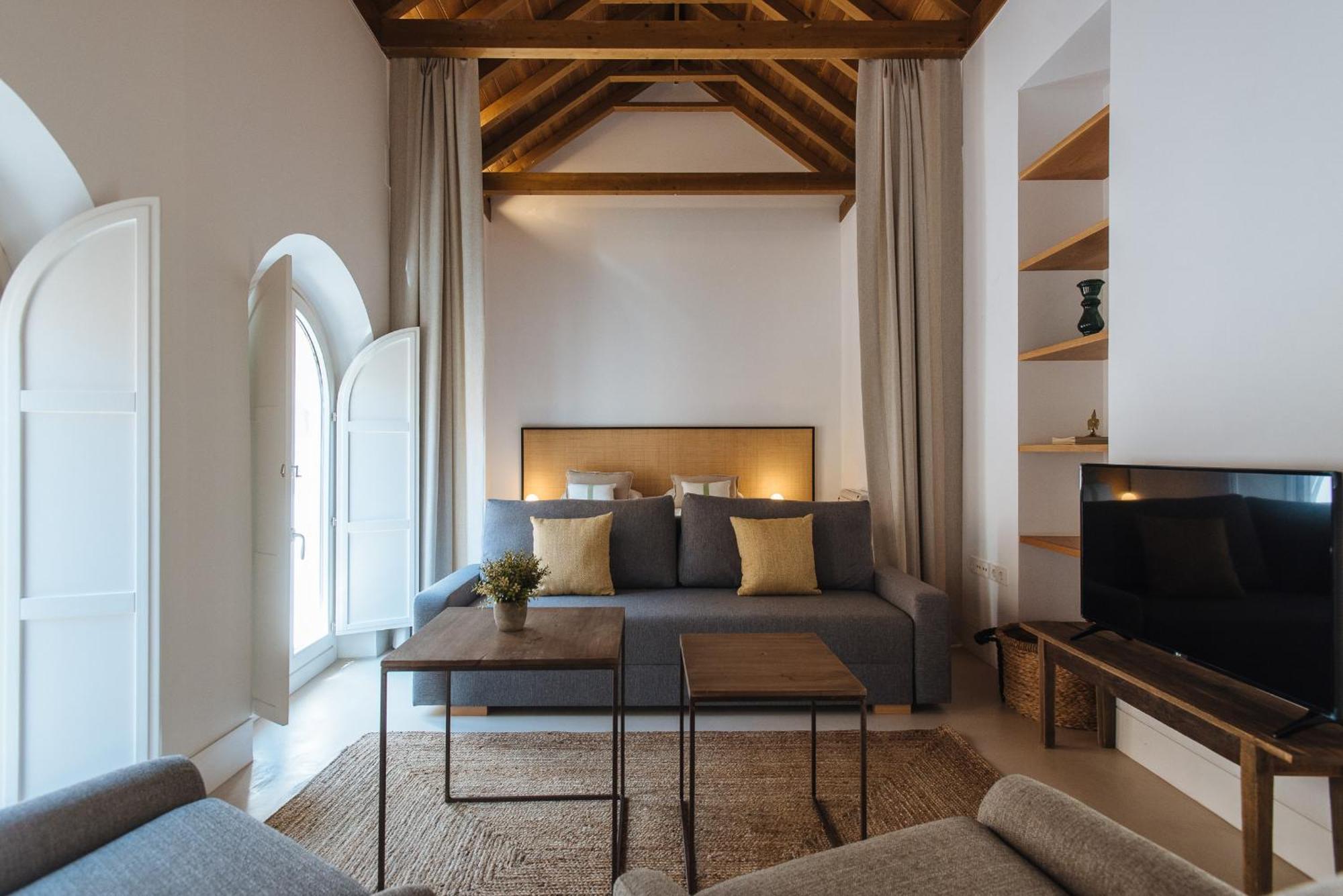 Apartamento Eva Recommends Castellar Pool & Terrace