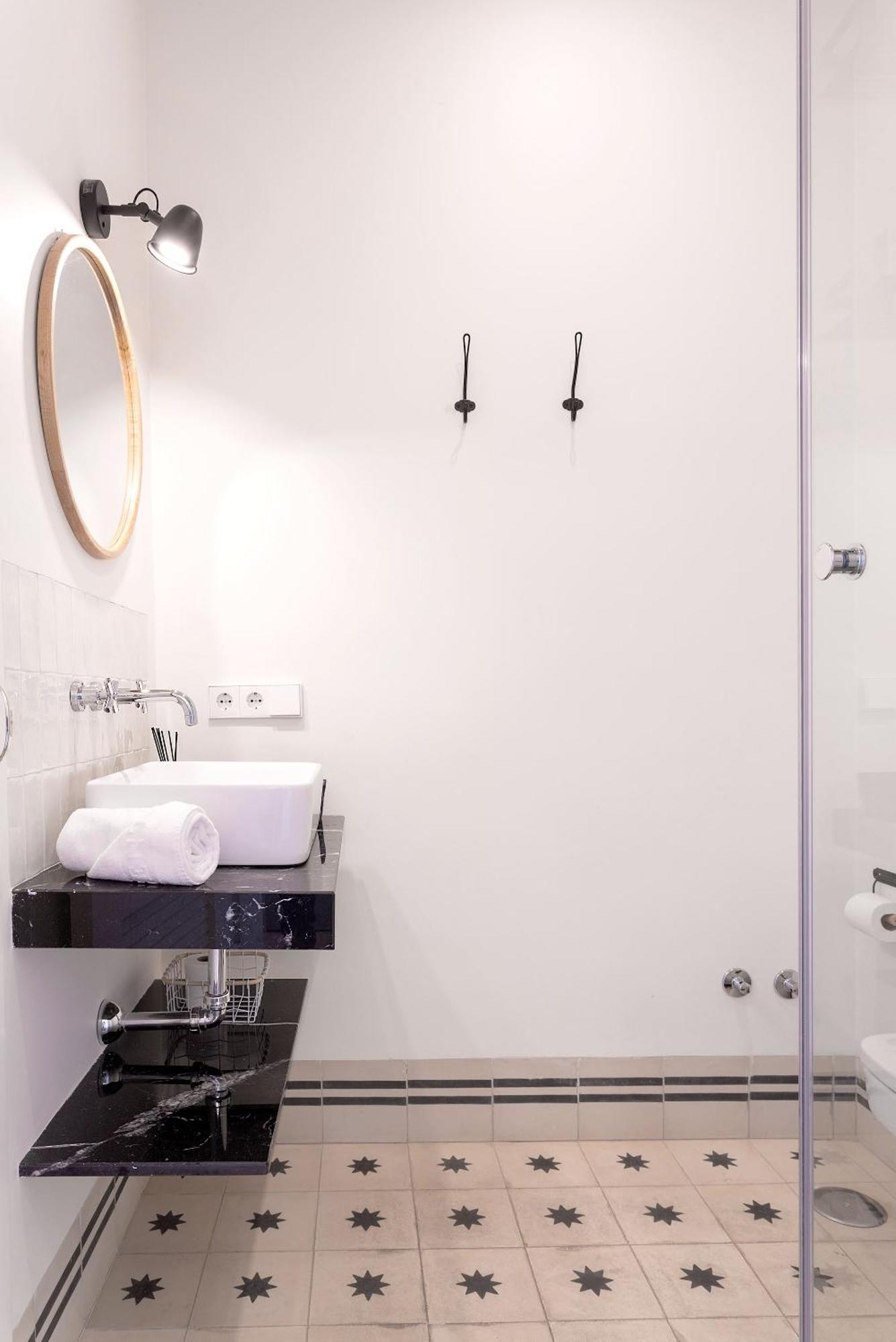Apartment Genteel Almirante Lobo *