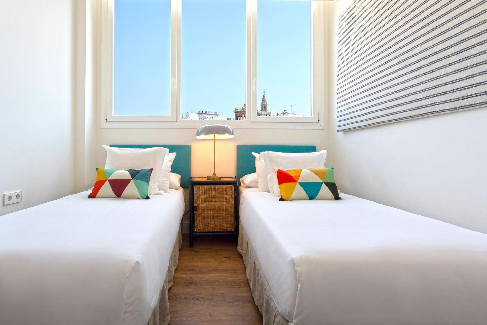 Genteel Almirante Lobo Apartment *