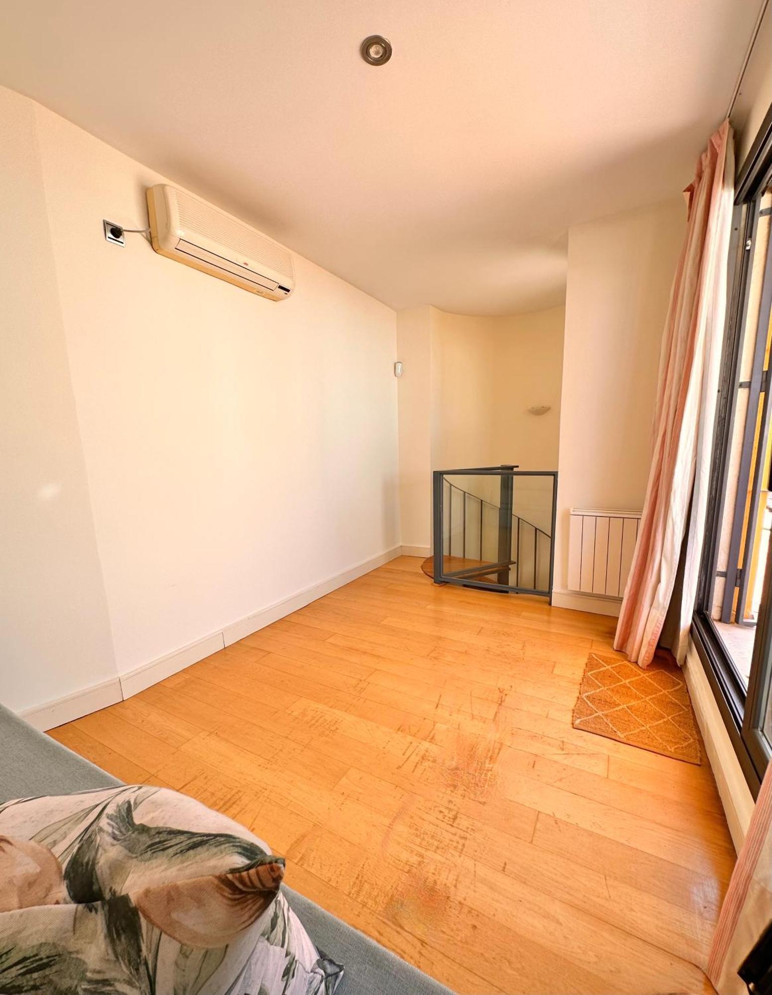 Penthouse Near Cathedral Private Rooftop Private Parking Apartamento