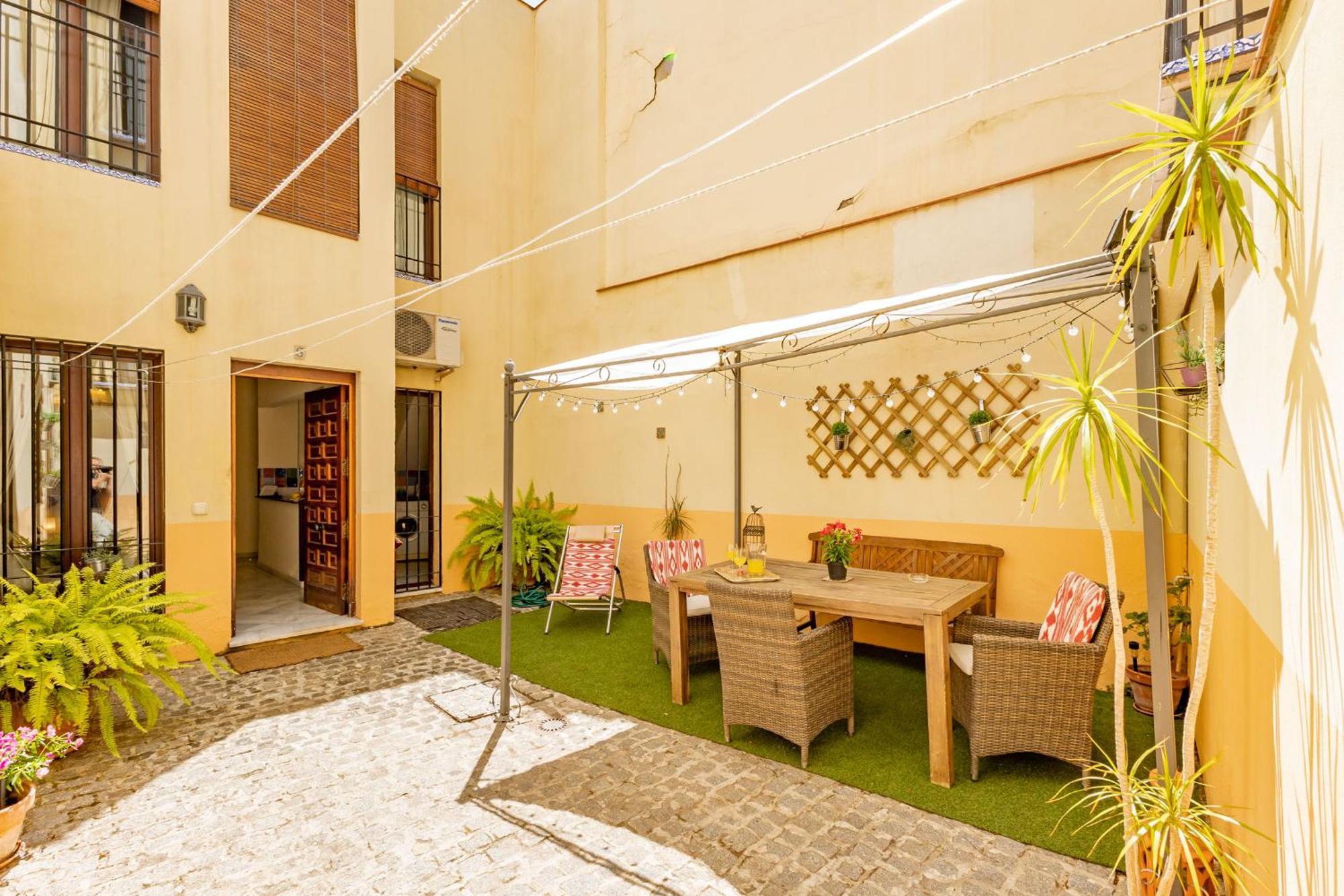 Puerta San Esteban Apartment