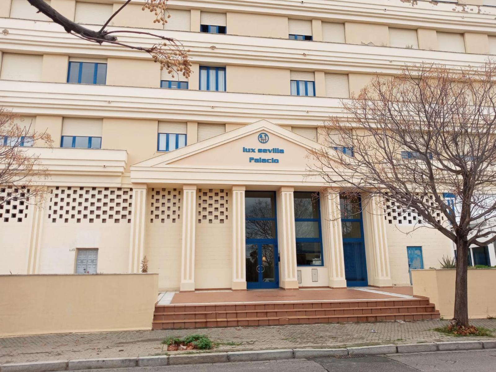 Fibes Lux Este. Apartamento