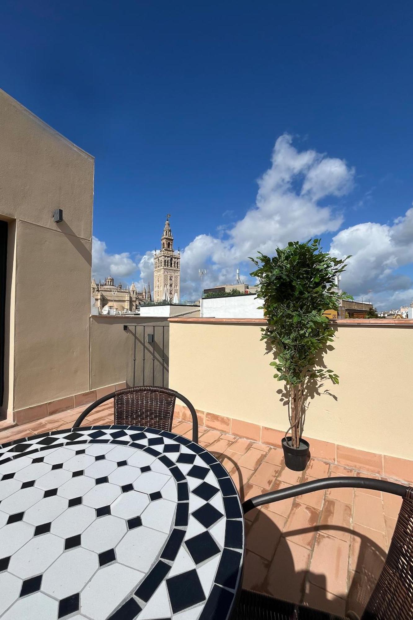 Apartamento Genteel Rodrigo Caro *