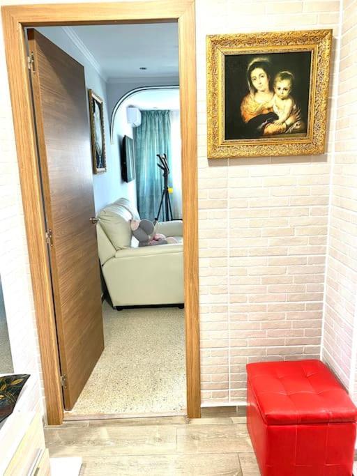 Shared Apartment! Piso Compartido! общая квартира! Habitación en casa particular *