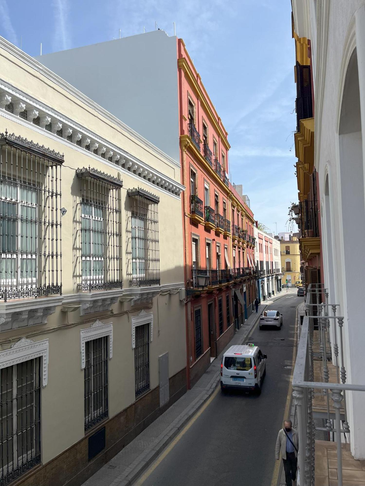 Balcones De Jauregui Premium
