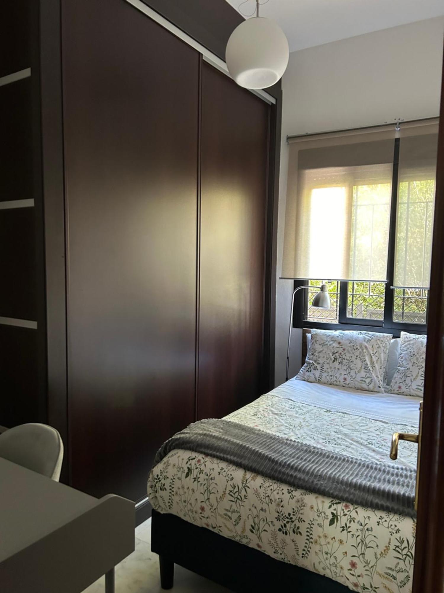 Apartment Proximo Al Centro De 2 Con Piscina. Seville