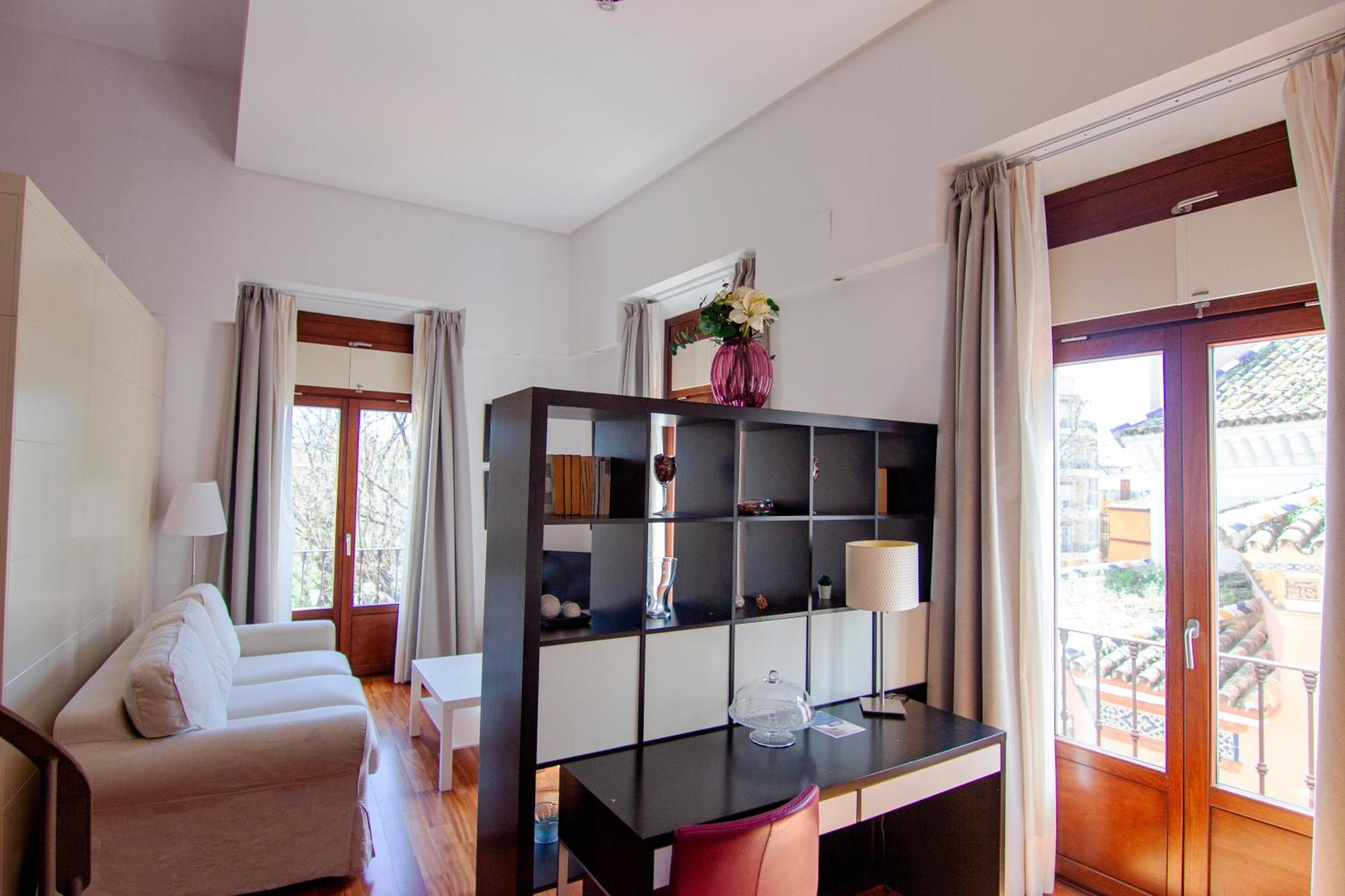 Rentalsevilla Manuel Santiago *