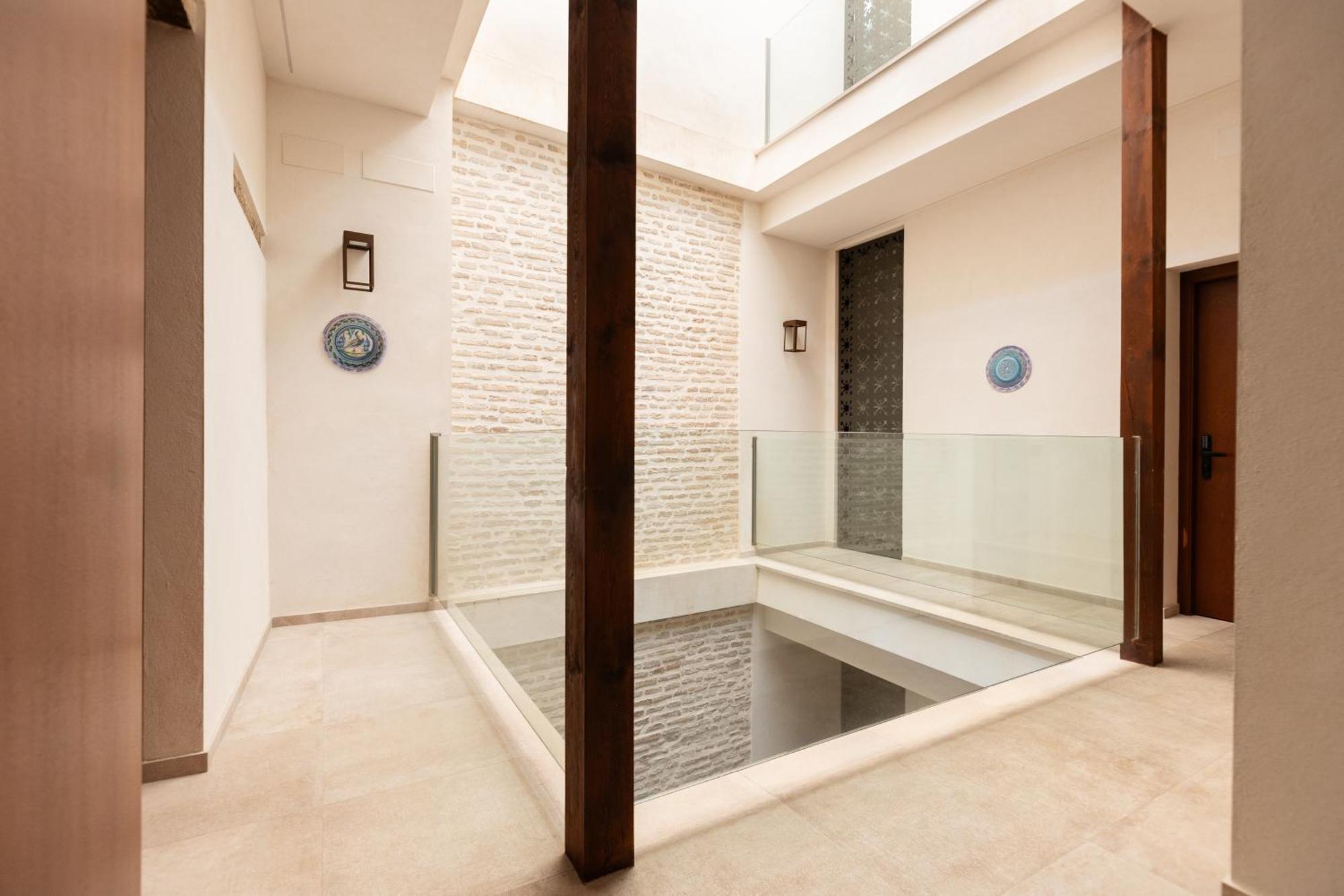 Casa Señorial Del Siglo Xviii Apartahotel Sevilla