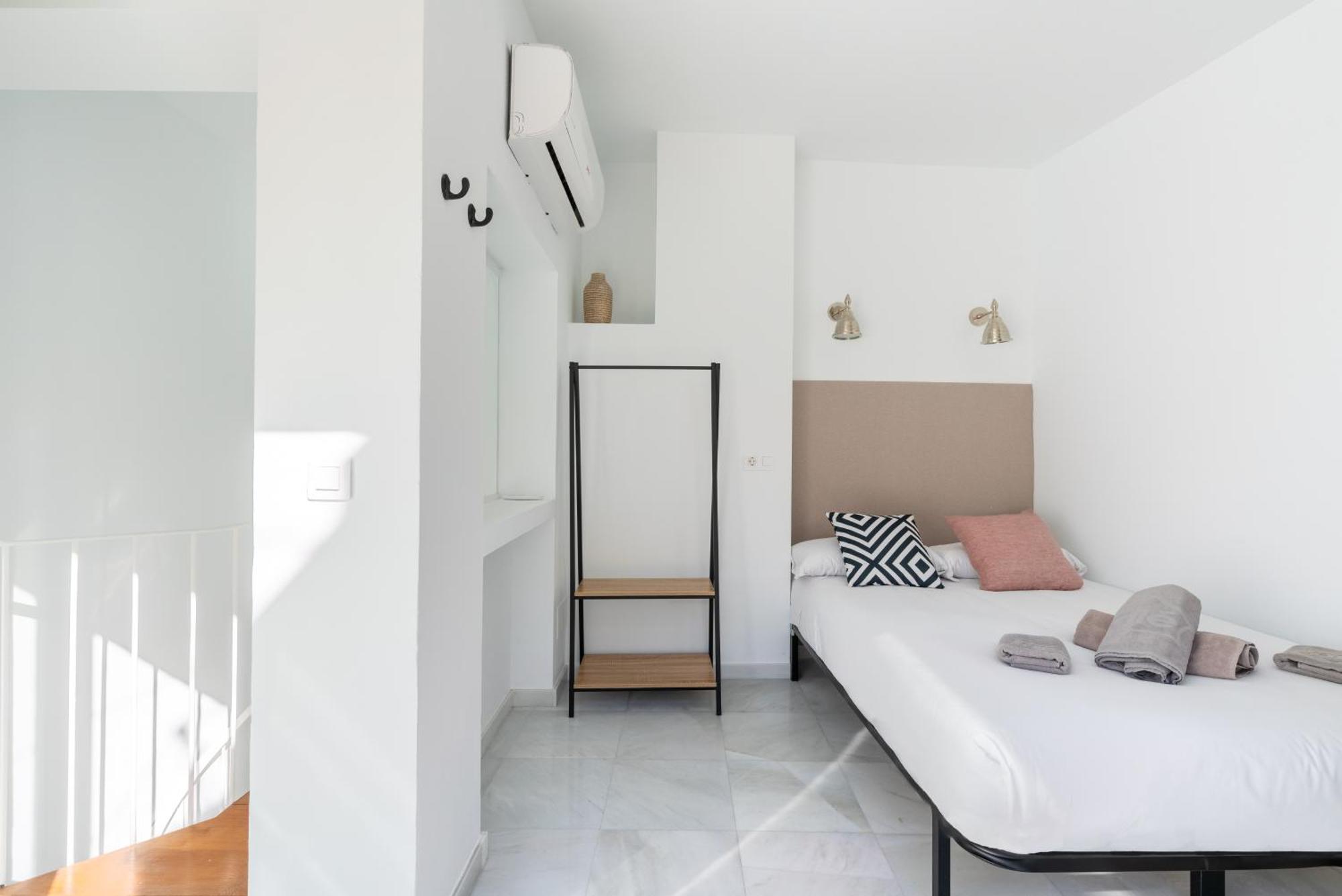 Duplex Con Terraza Junto A La Catedral * Seville